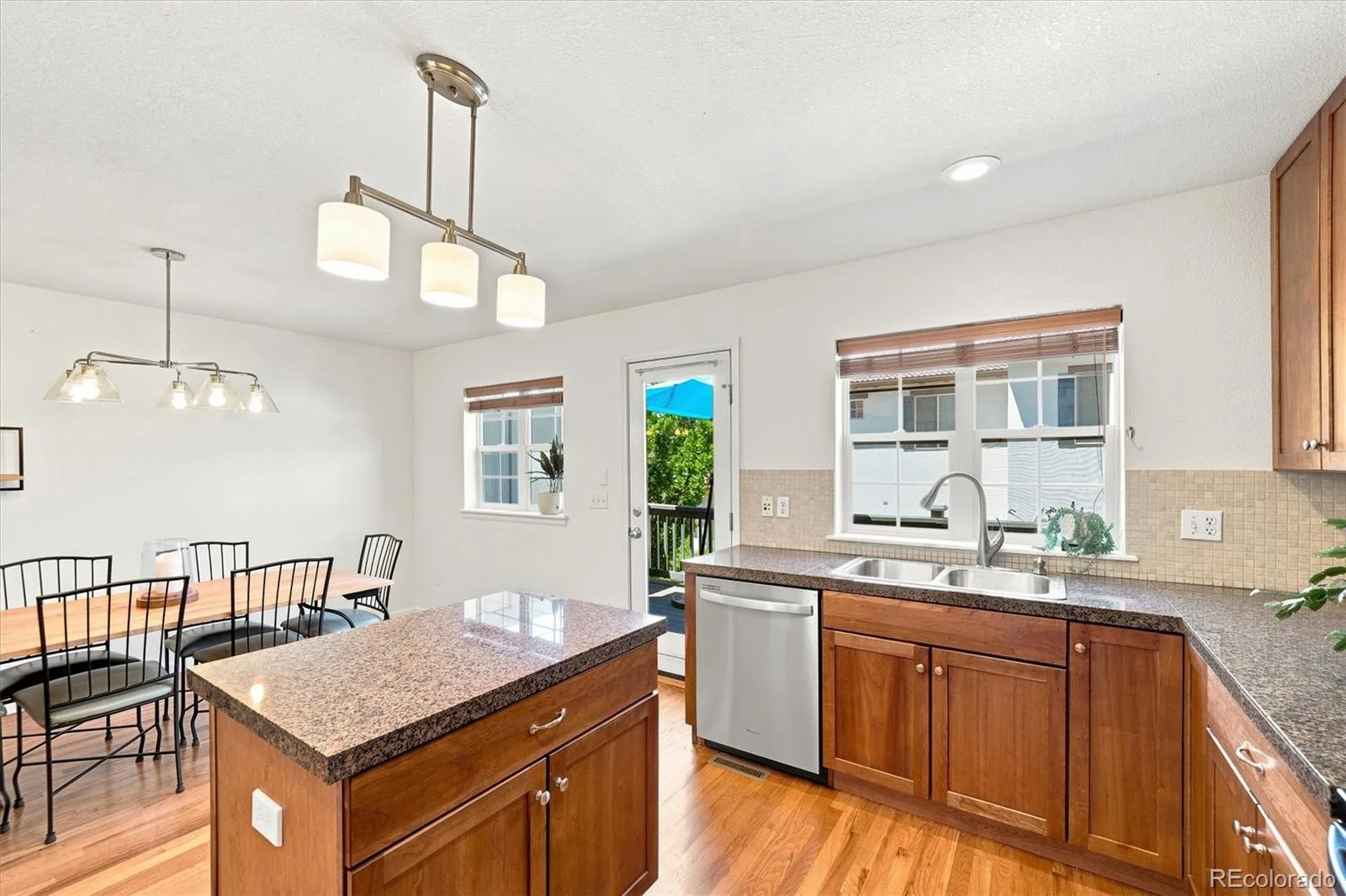 8705 E 29th Place Denver CO 80238 | MLS #REC9402527 08032026224622 1600 11