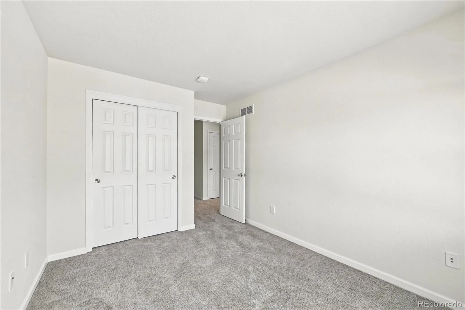 8705 E 29th Place Denver CO 80238 | MLS #REC9402527 08032026224622 1600 27