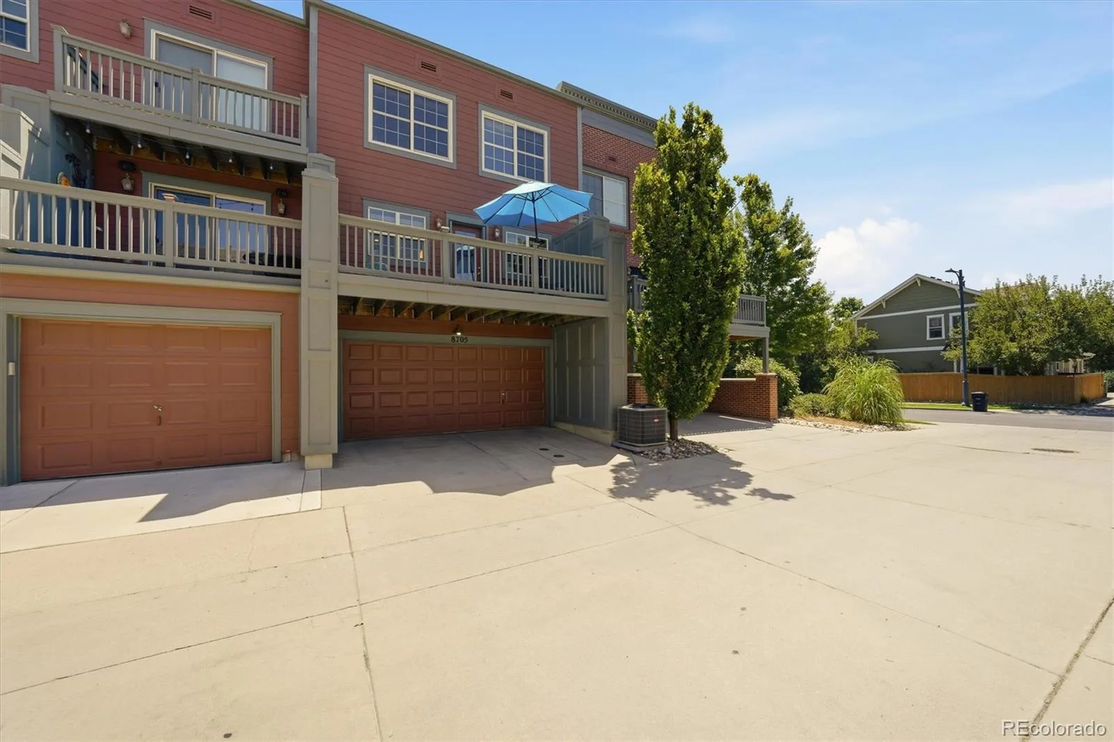 8705 E 29th Place Denver CO 80238 | MLS #REC9402527 08032026224622 1600 33