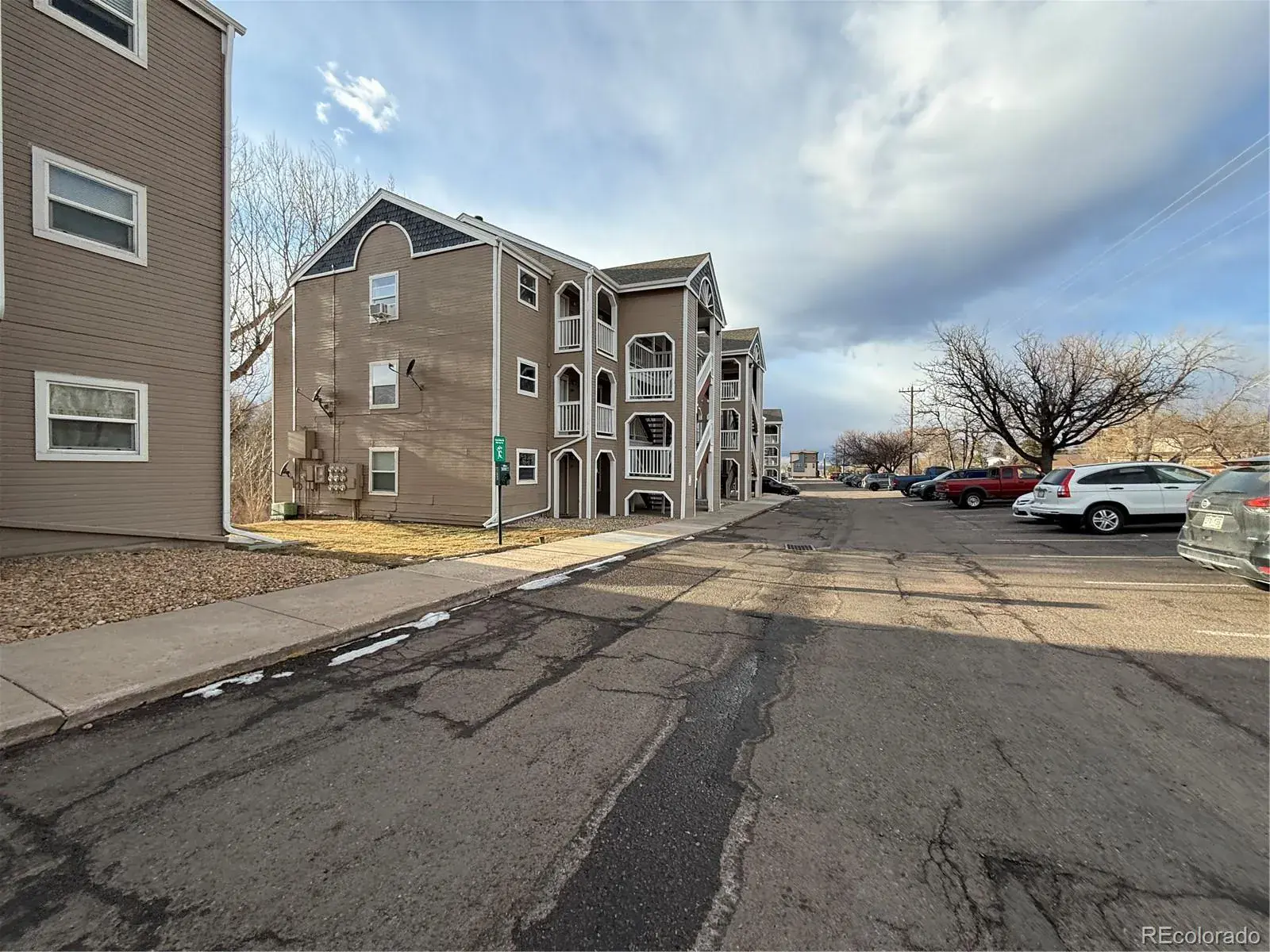 1211 S Gilbert Street Castle Rock CO 80104 | MLS #REC9402796 02142026025125 1600 3