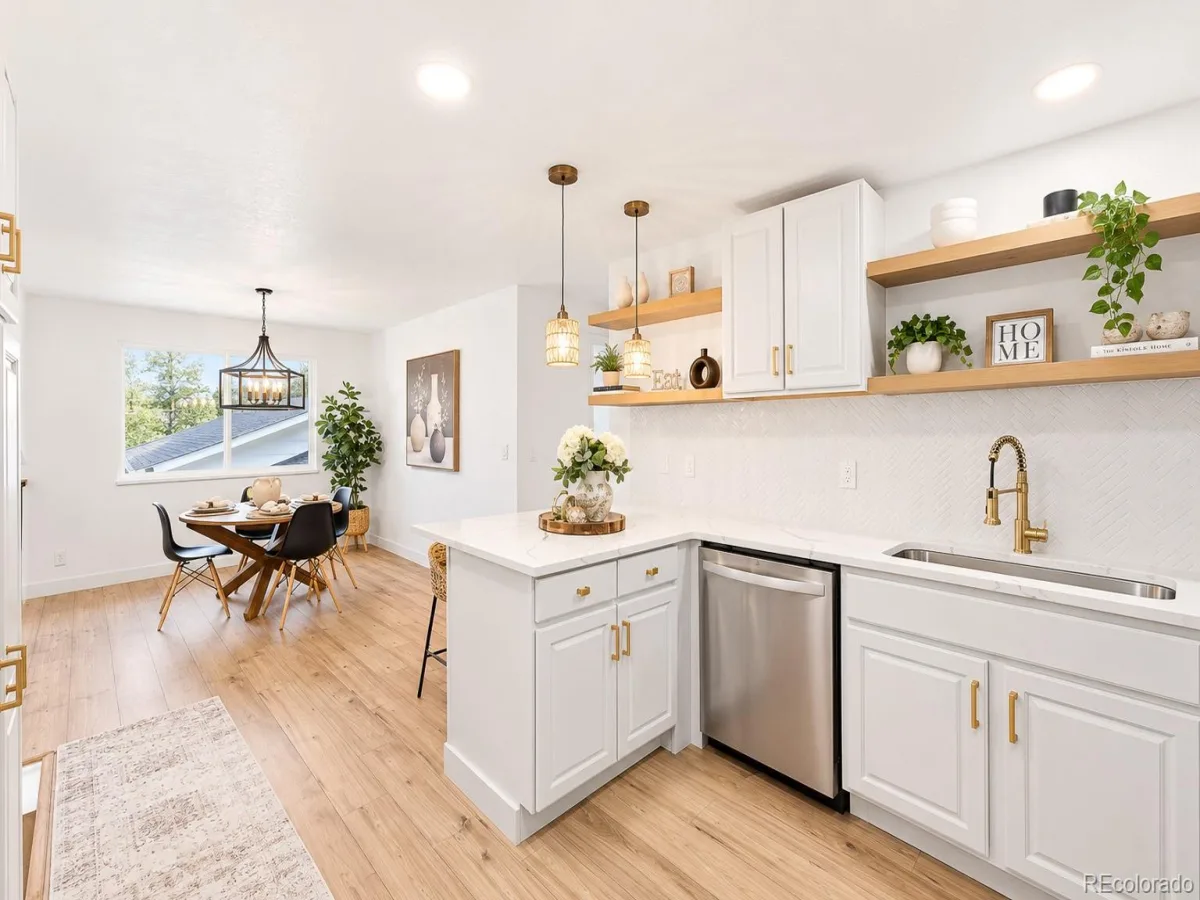 11775 E Virginia Drive Aurora CO 80012 | MLS #REC9404923 10142026020257 1200 12