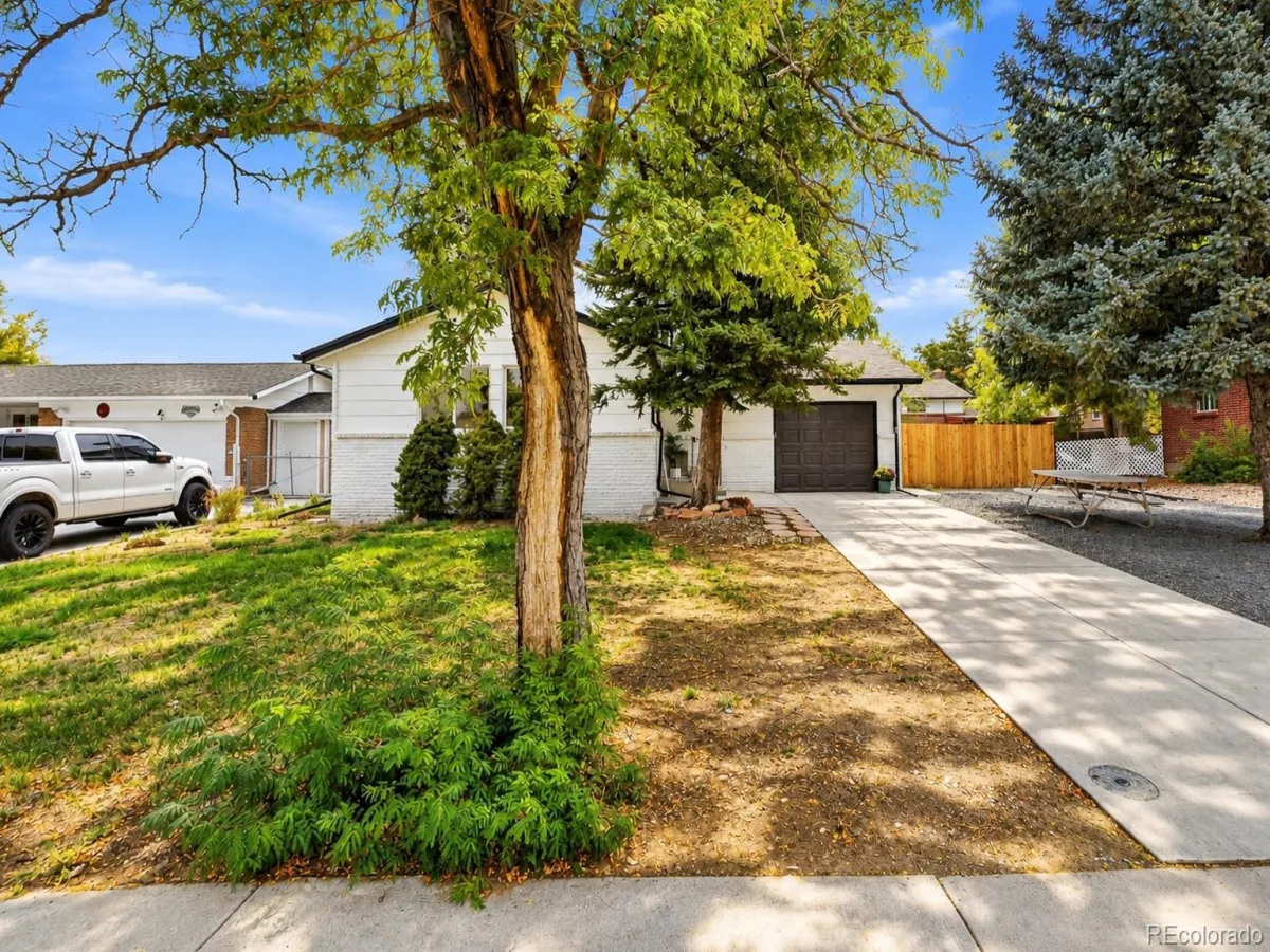 11775 E Virginia Drive Aurora CO 80012 | MLS #REC9404923 10142026020257 1200 2