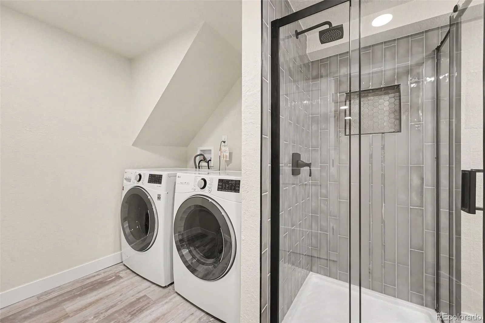 2740 S Kenton Court Aurora CO 80014 | MLS #REC9404943 08142026185238 1600 16