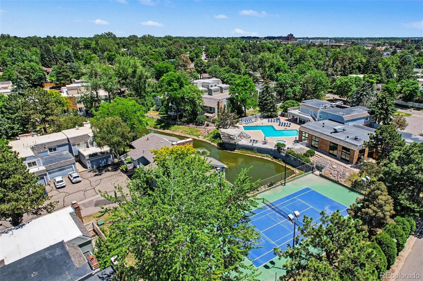 2740 S Kenton Court Aurora CO 80014 | MLS #REC9404943 08142026185238 1600 21