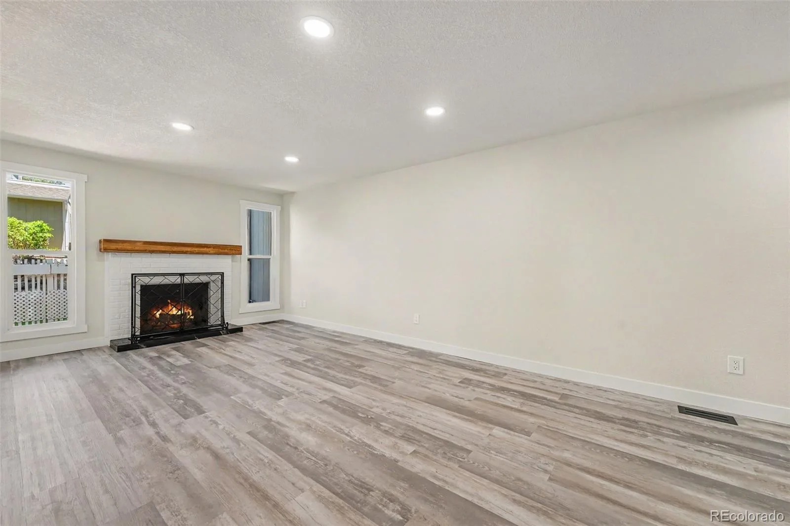 2740 S Kenton Court Aurora CO 80014 | MLS #REC9404943 08142026185238 1600 6