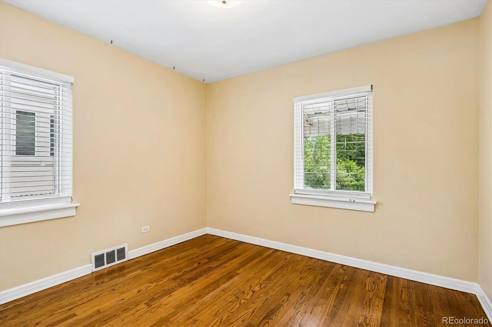 1718 Newport Street Denver CO 80220 MLS #REC9405553 06102026185737 1600 15