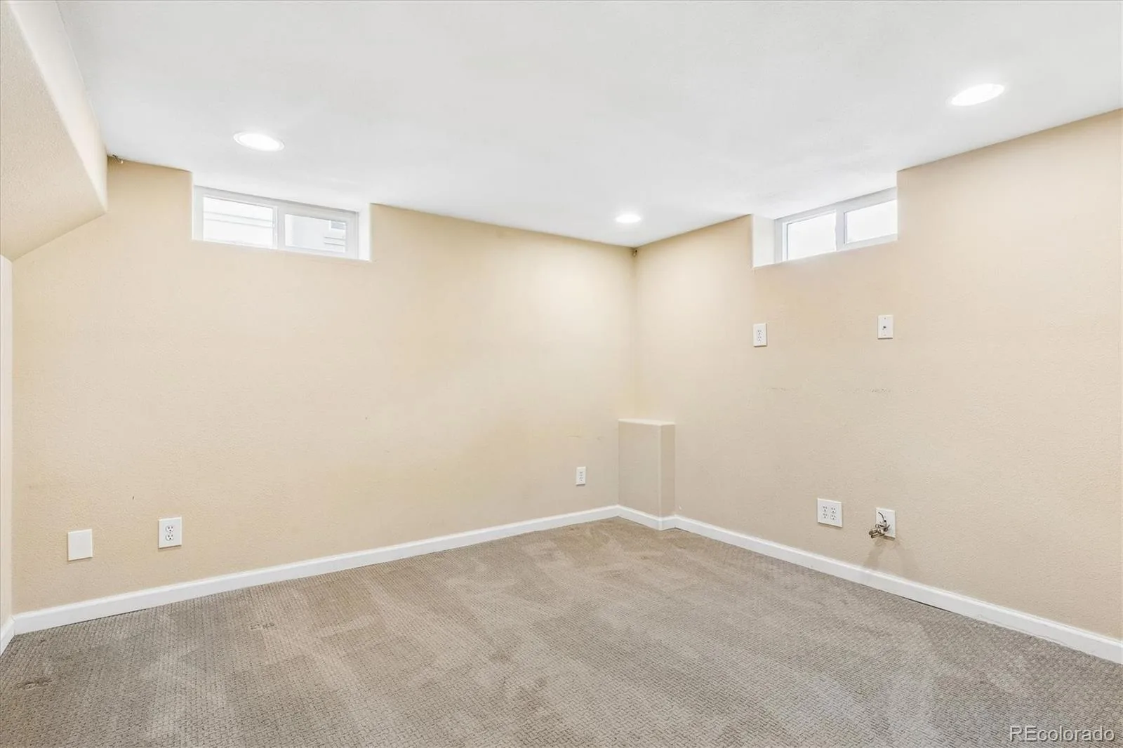 1718 Newport Street Denver CO 80220 MLS #REC9405553 06102026185737 1600 18
