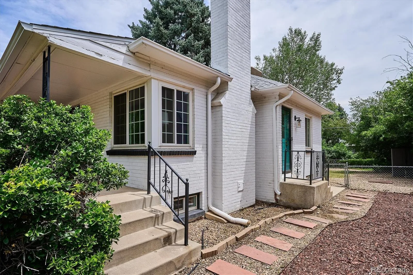 1718 Newport Street Denver CO 80220 MLS #REC9405553 06102026185737 1600 26