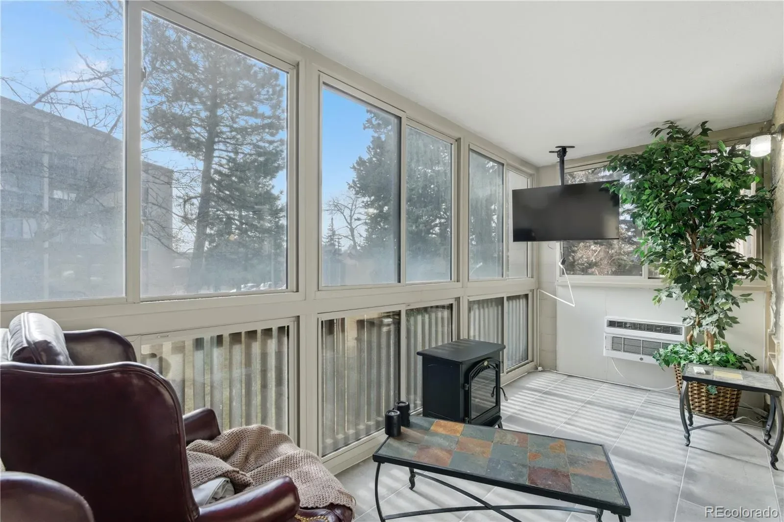 03182026225222 1600 24