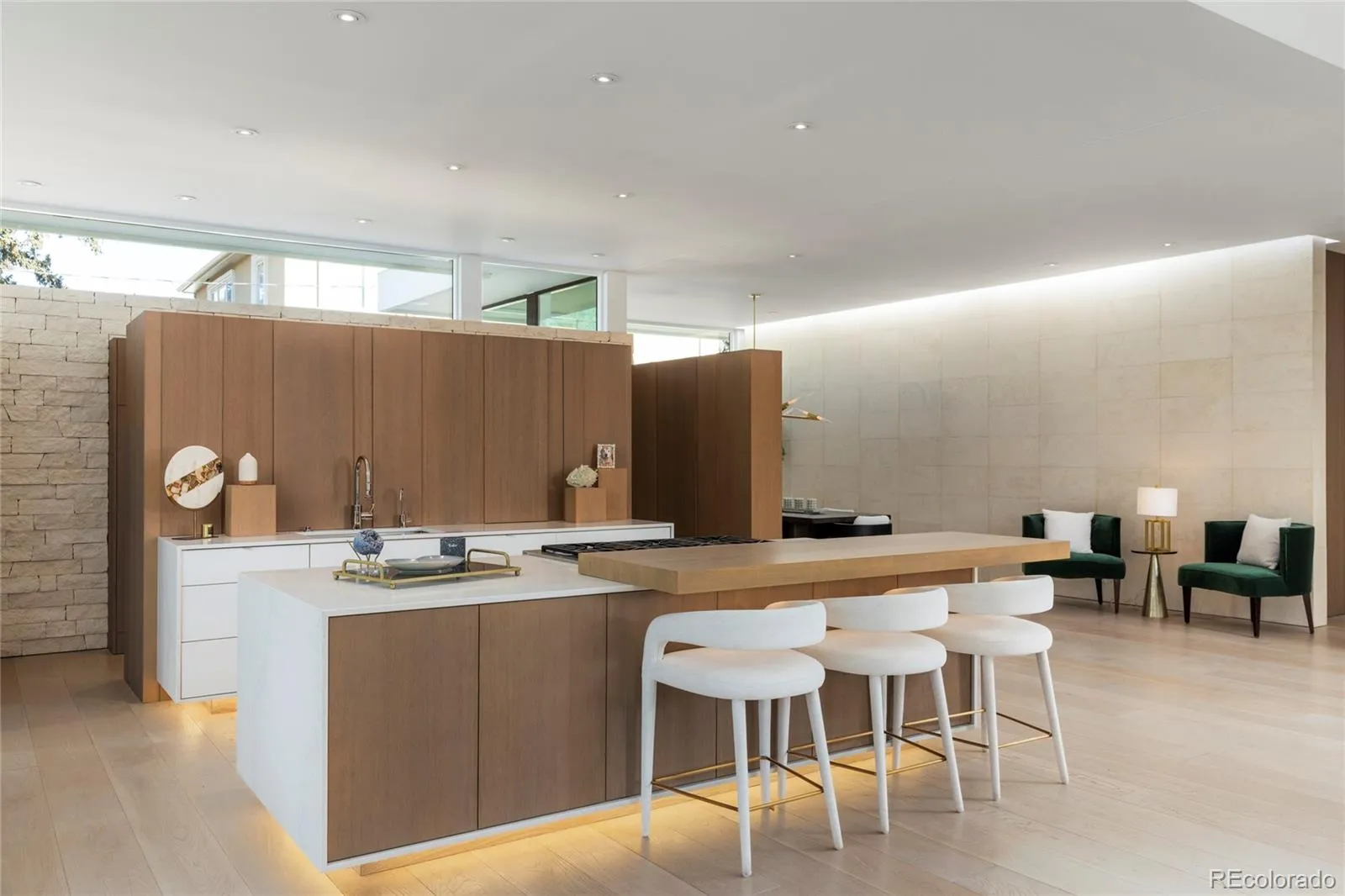 04092026045222 1600 13