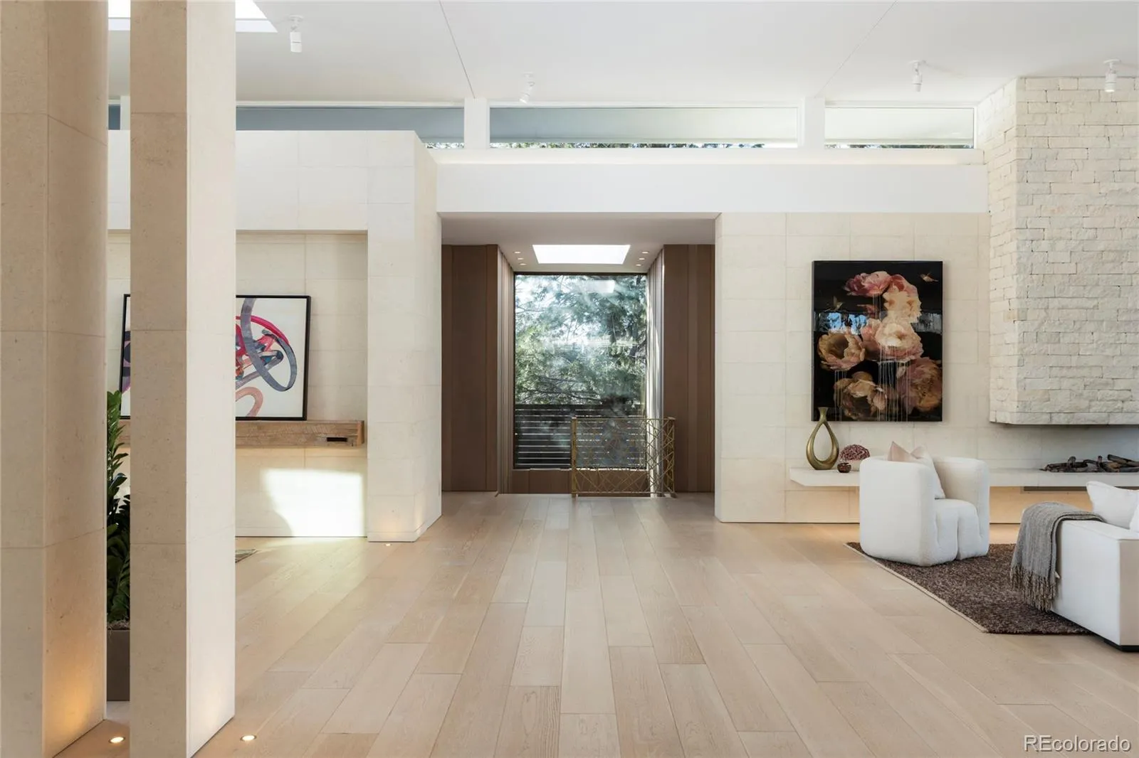 04092026045222 1600 20