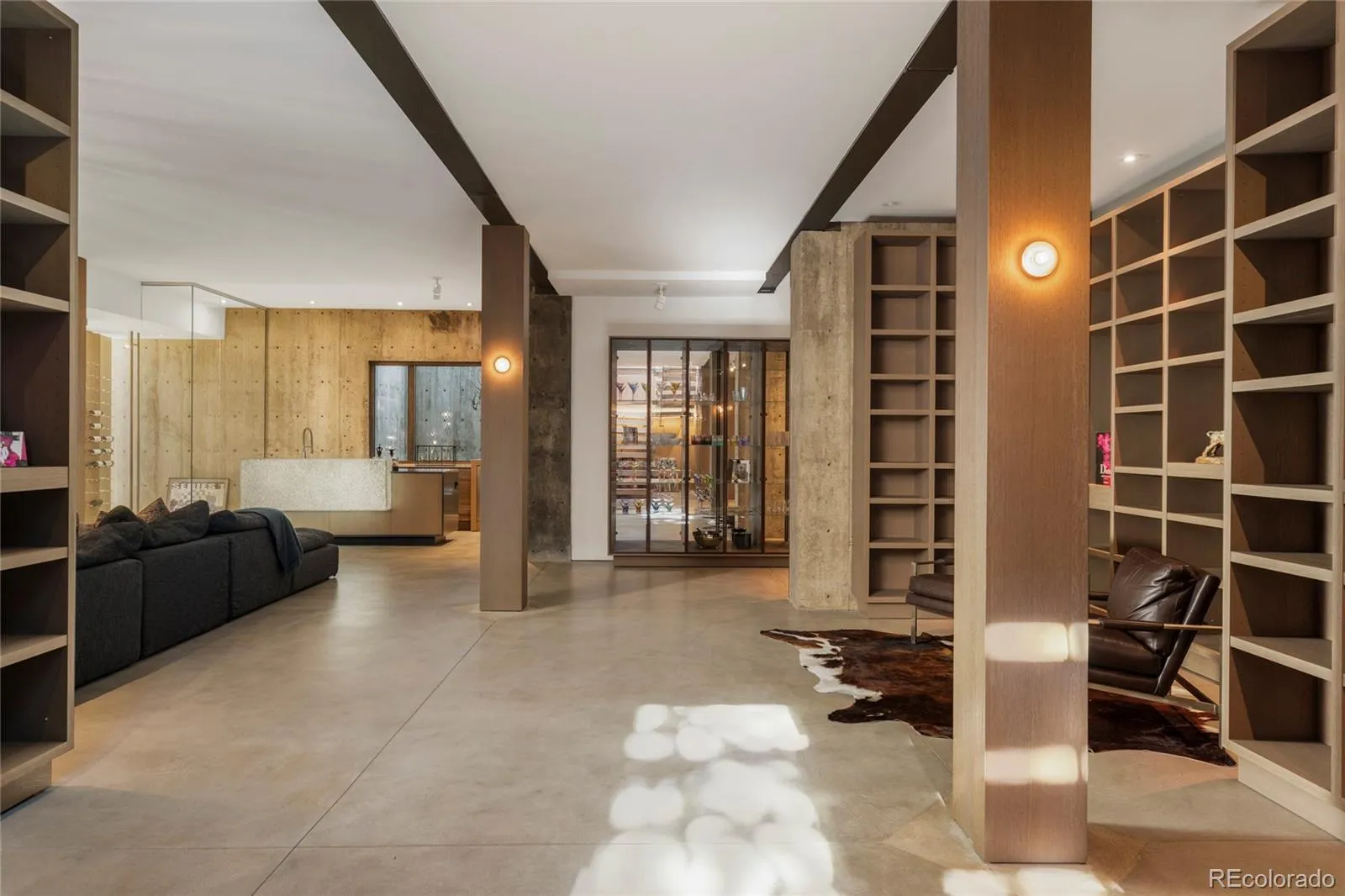 04092026045222 1600 32