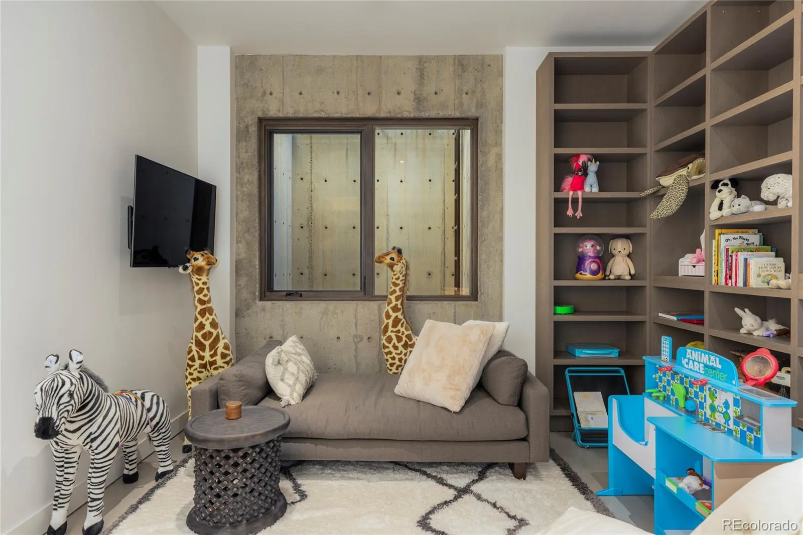 04092026045222 1600 37