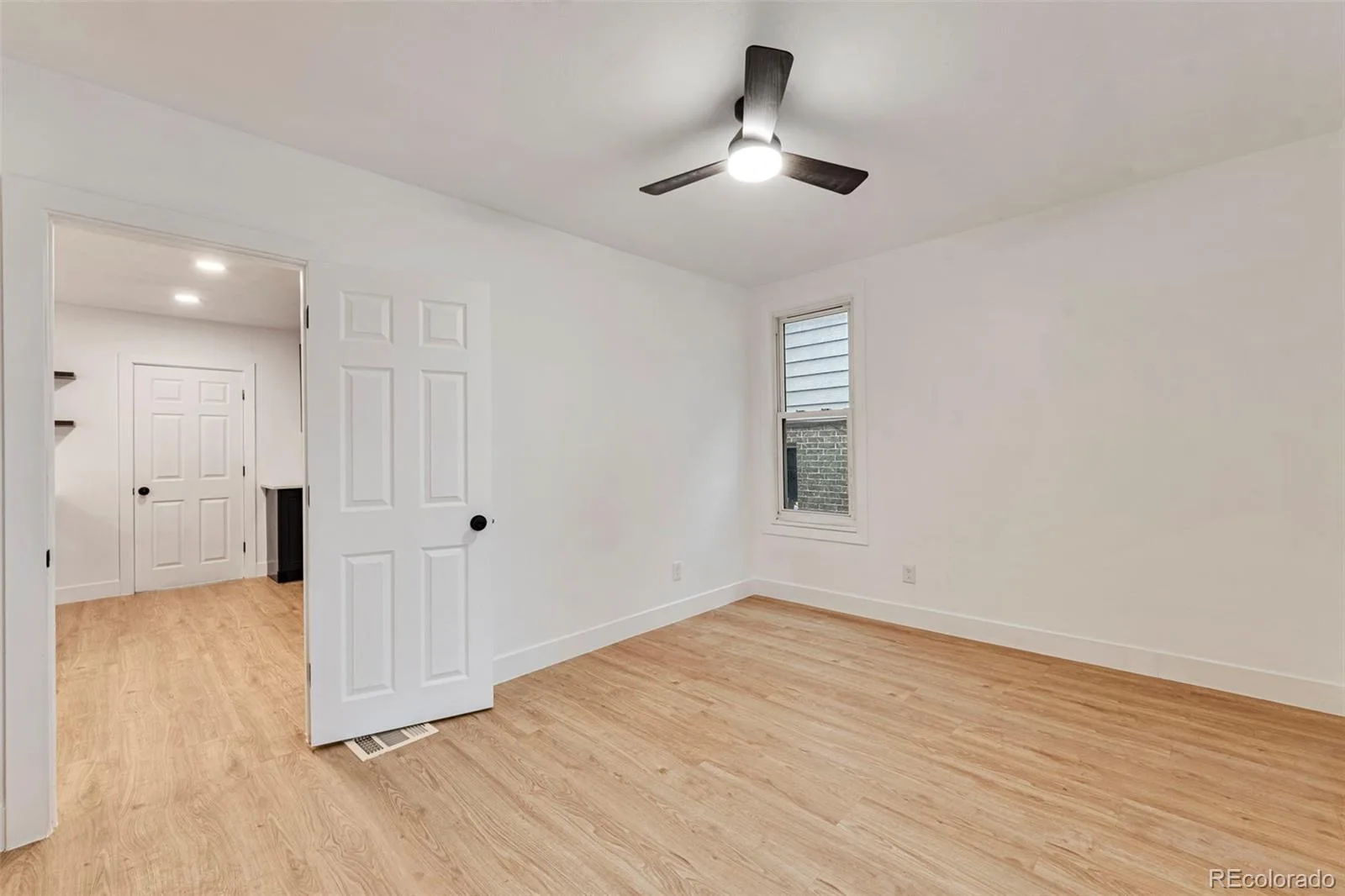 4595 S Fox Street Englewood CO 80110 MLS #REC9408200 06052026030622 1600 8
