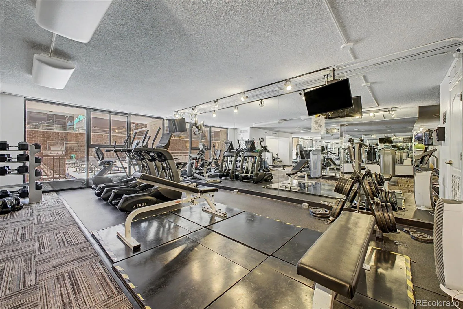1020 15th Street #215 Denver CO 80202 MLS #REC9409328 06152026194812 1600 28