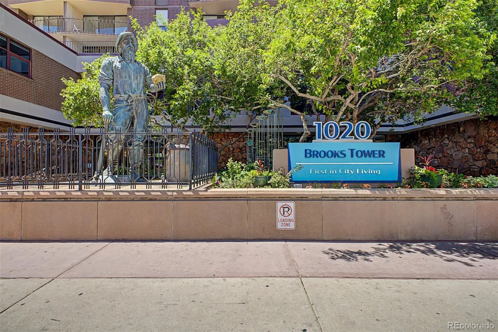 1020 15th Street #215 Denver CO 80202 MLS #REC9409328 06152026194812 1600 31