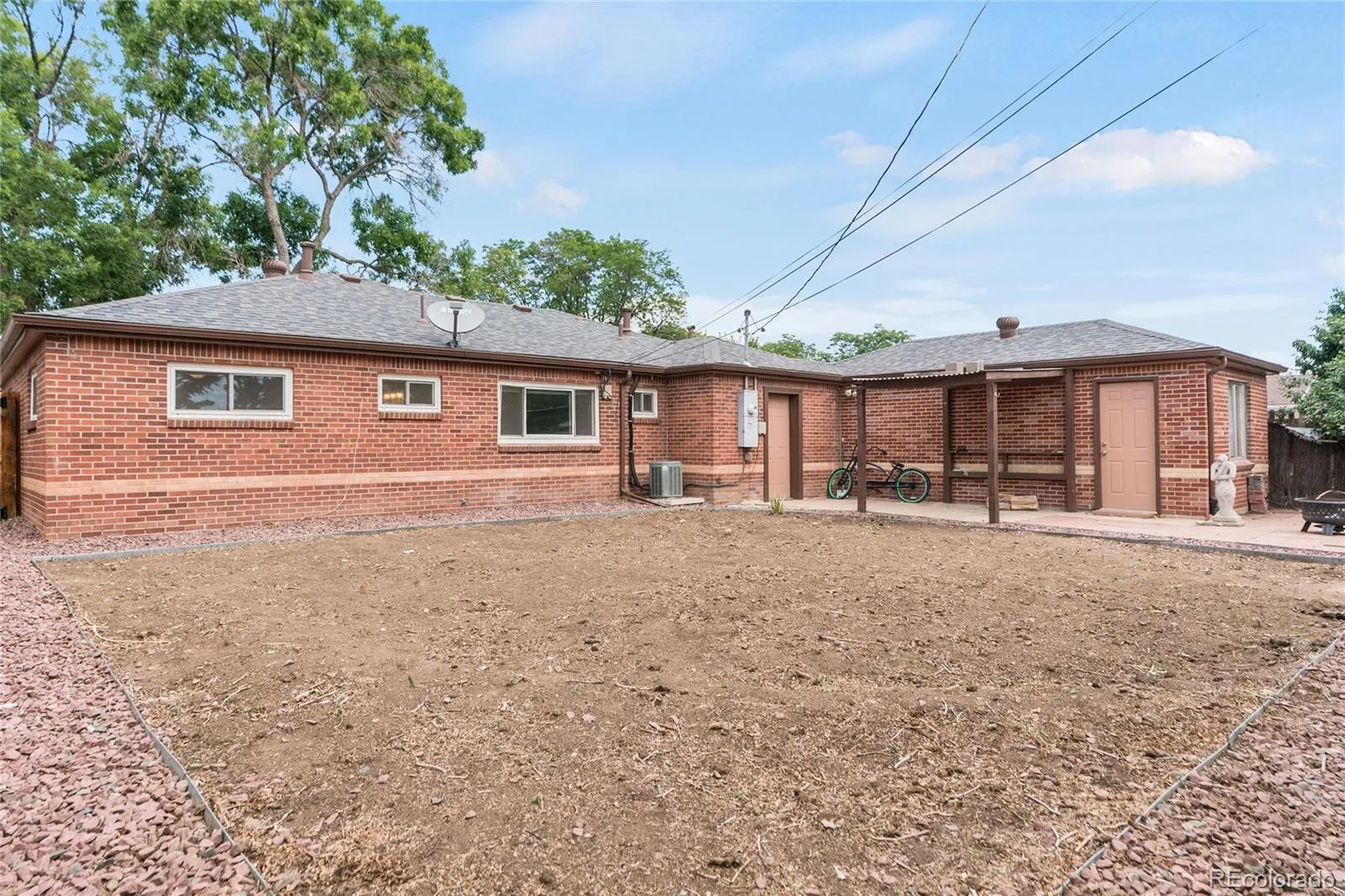 1560 Pueblo Court Thornton CO 80229 | MLS #REC9410339 07152026214602 1600 27