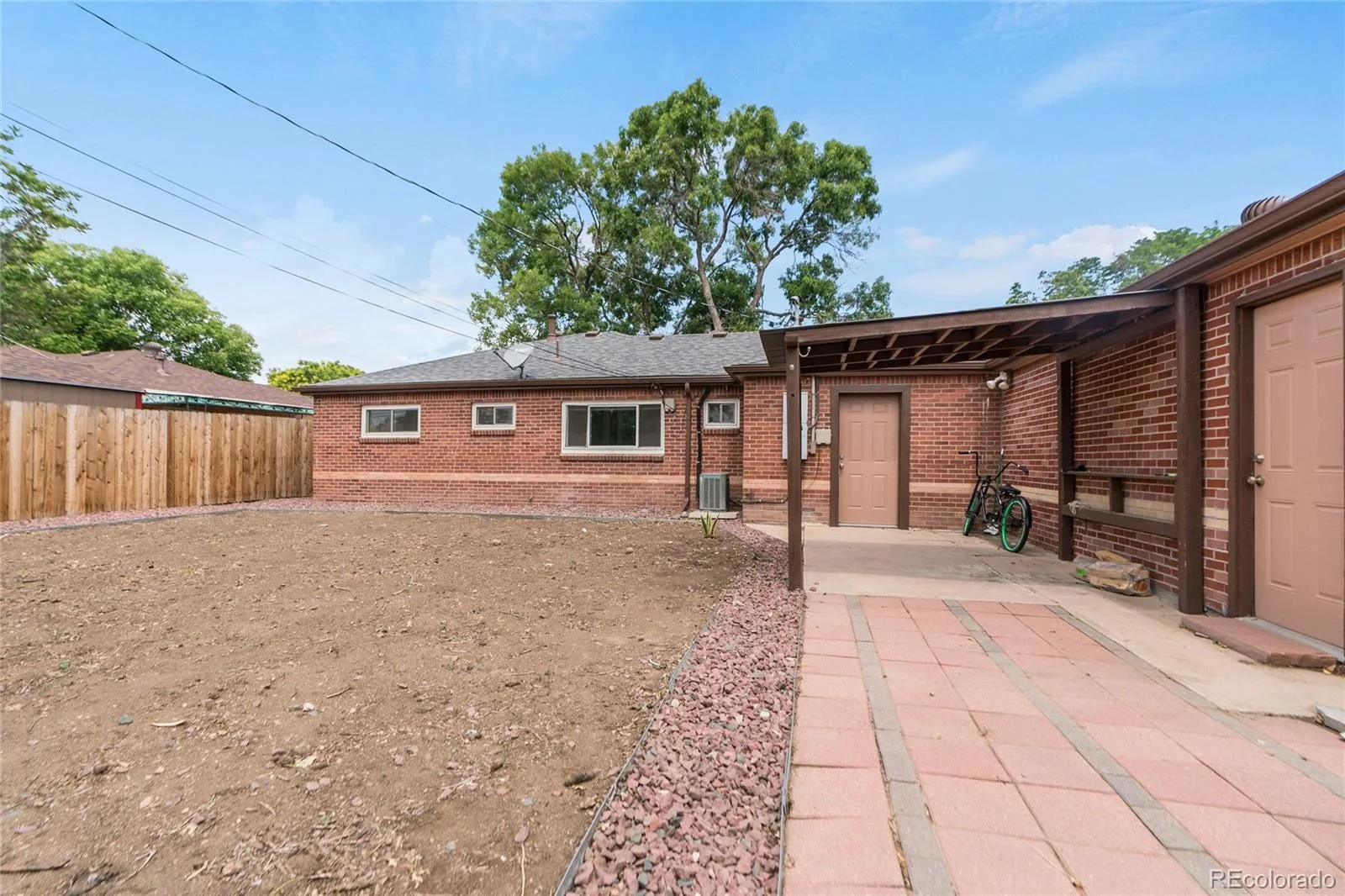 1560 Pueblo Court Thornton CO 80229 | MLS #REC9410339 07152026214602 1600 28