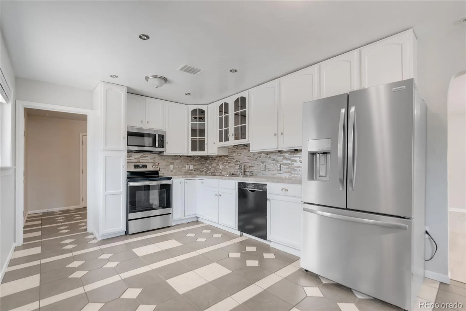 1560 Pueblo Court Thornton CO 80229 | MLS #REC9410339 07152026214602 1600 9