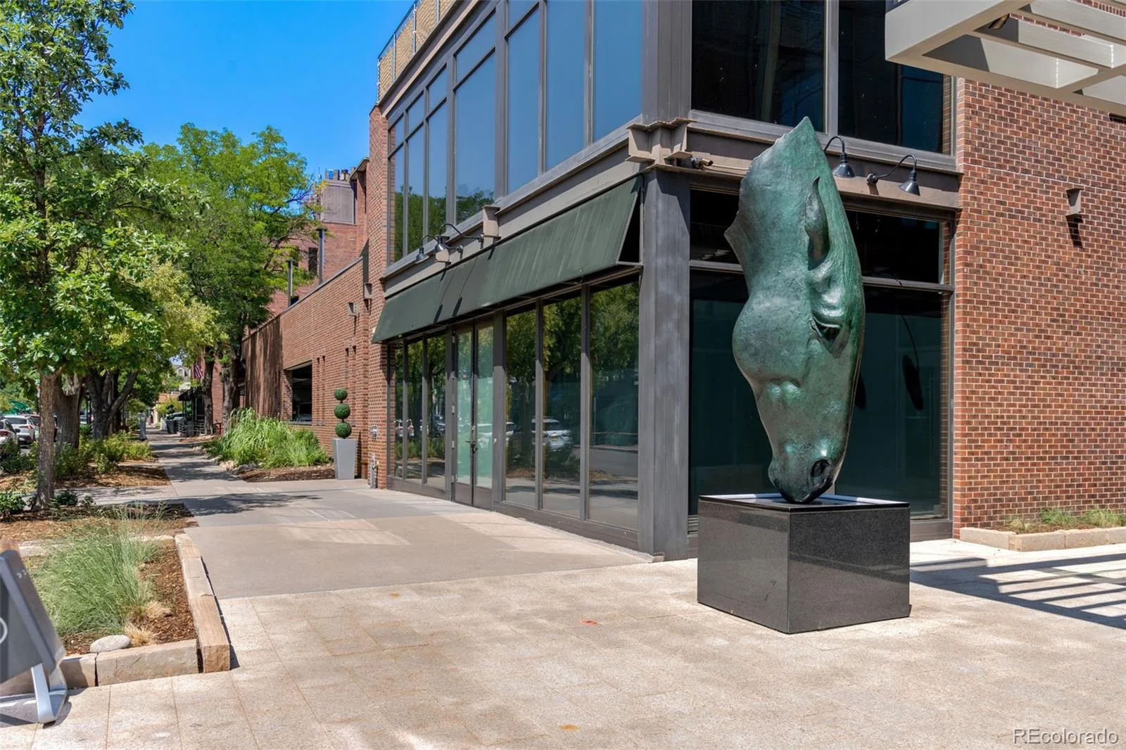 155 Steele Street #712 Denver CO 80206 | MLS #REC9412131 08062026222945 1600 40