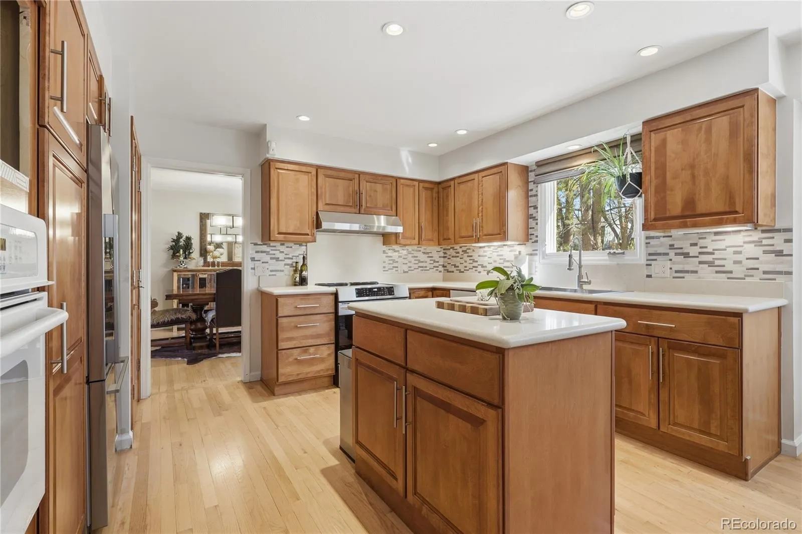 04082026130548 1600 17