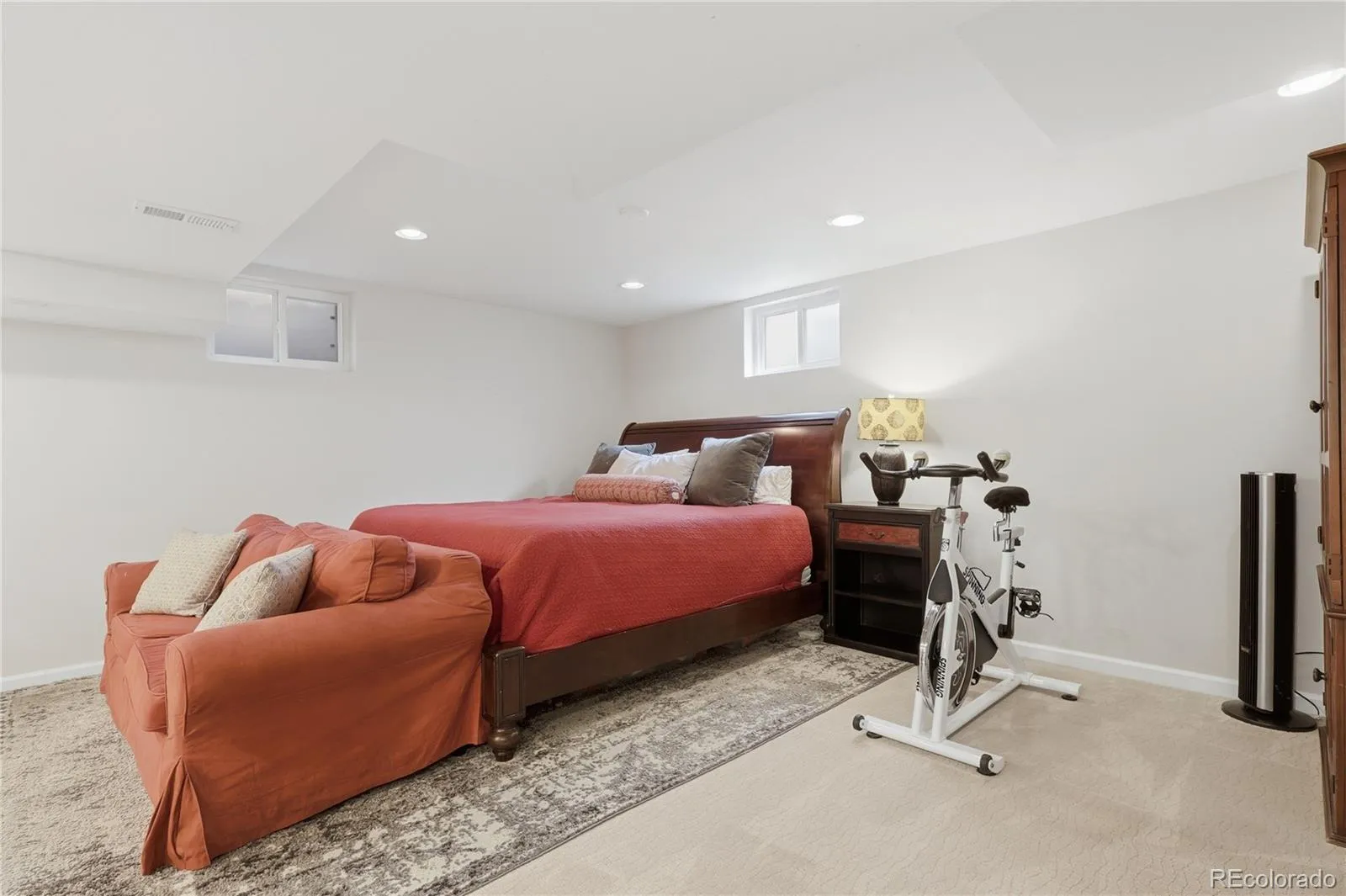 04082026130548 1600 37