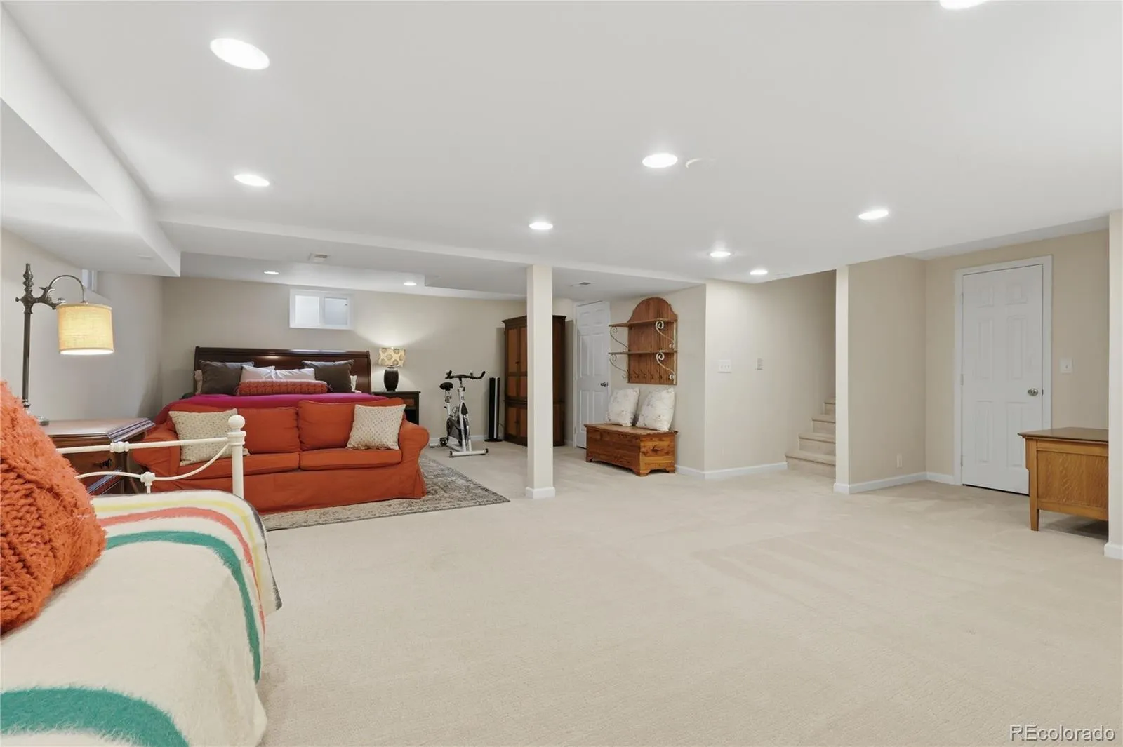 5812 S Geneva Street Greenwood Village CO 80111 MLS #REC9412196 05052026235501 1600 40