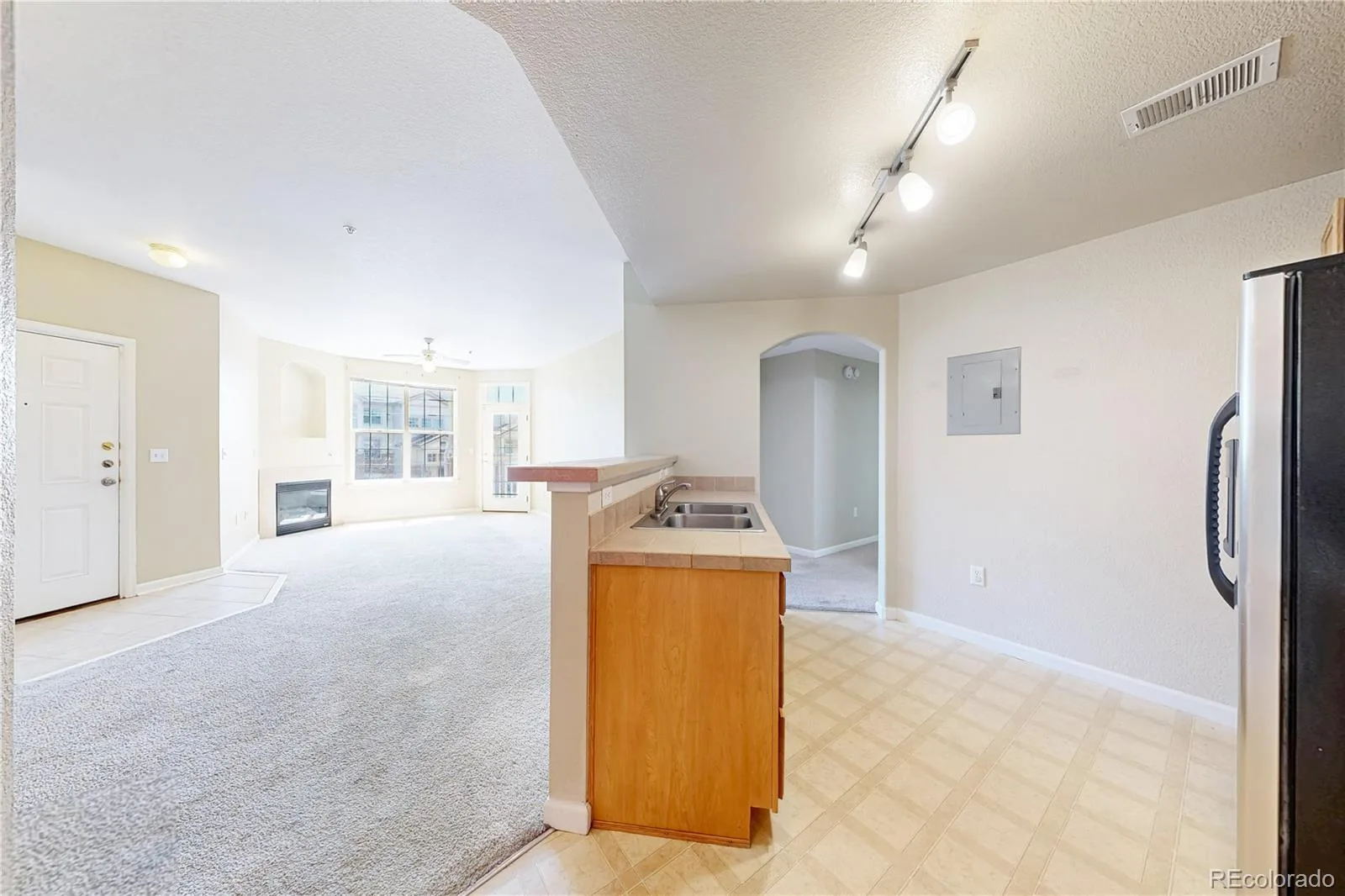 5703 N Gibralter Way #205 Aurora CO 80019 | MLS #REC9414694 08192026214755 1600 12