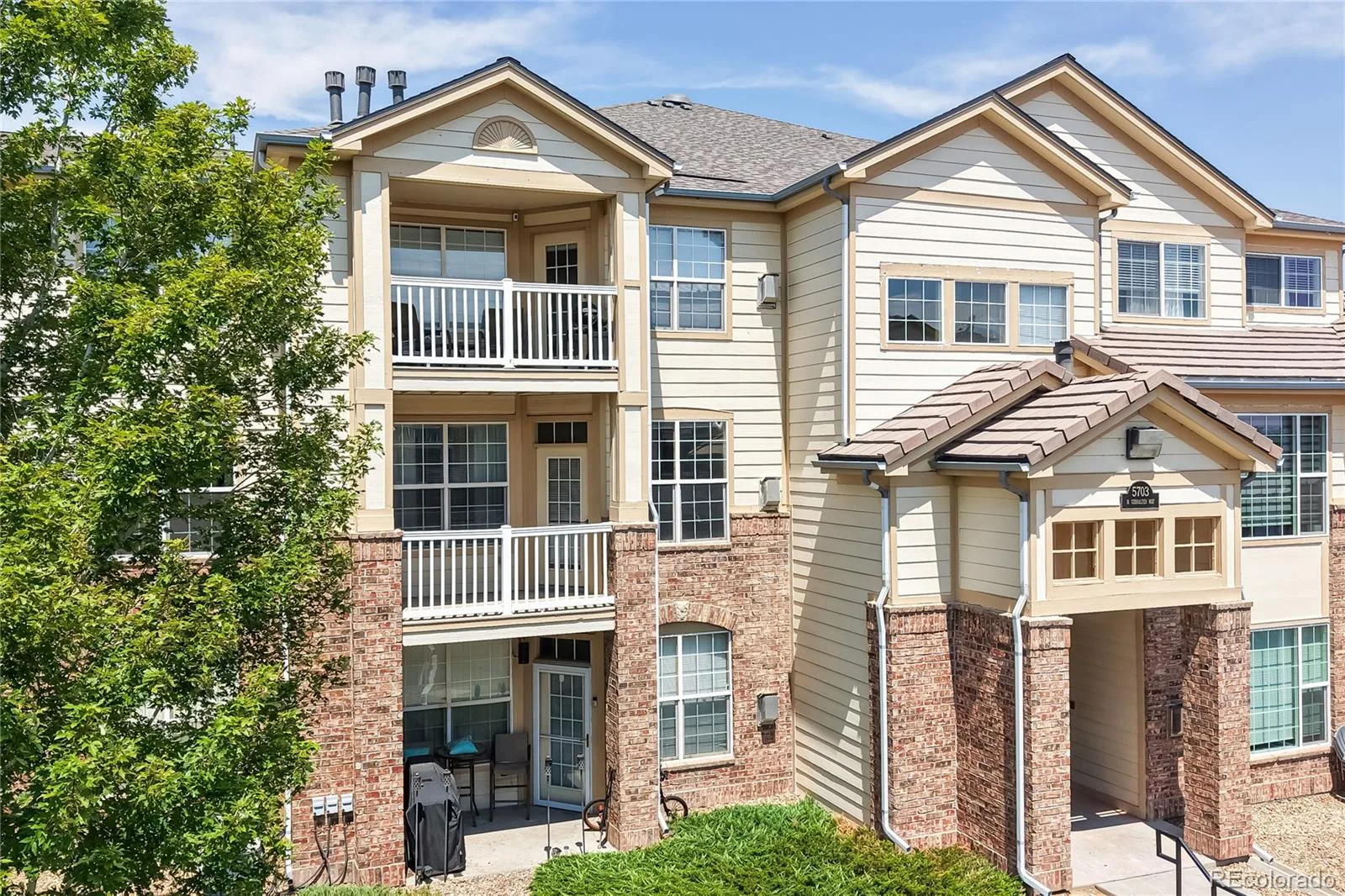 5703 N Gibralter Way #205 Aurora CO 80019 | MLS #REC9414694 08192026214755 1600 2