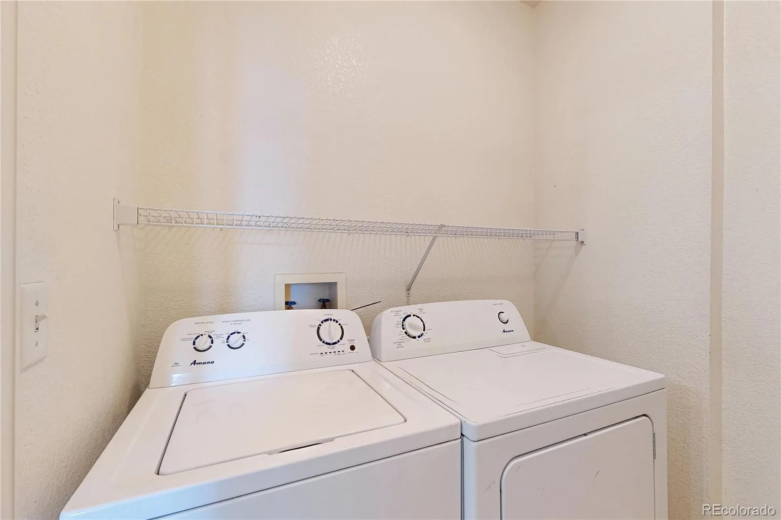 5703 N Gibralter Way #205 Aurora CO 80019 | MLS #REC9414694 08192026214755 1600 28