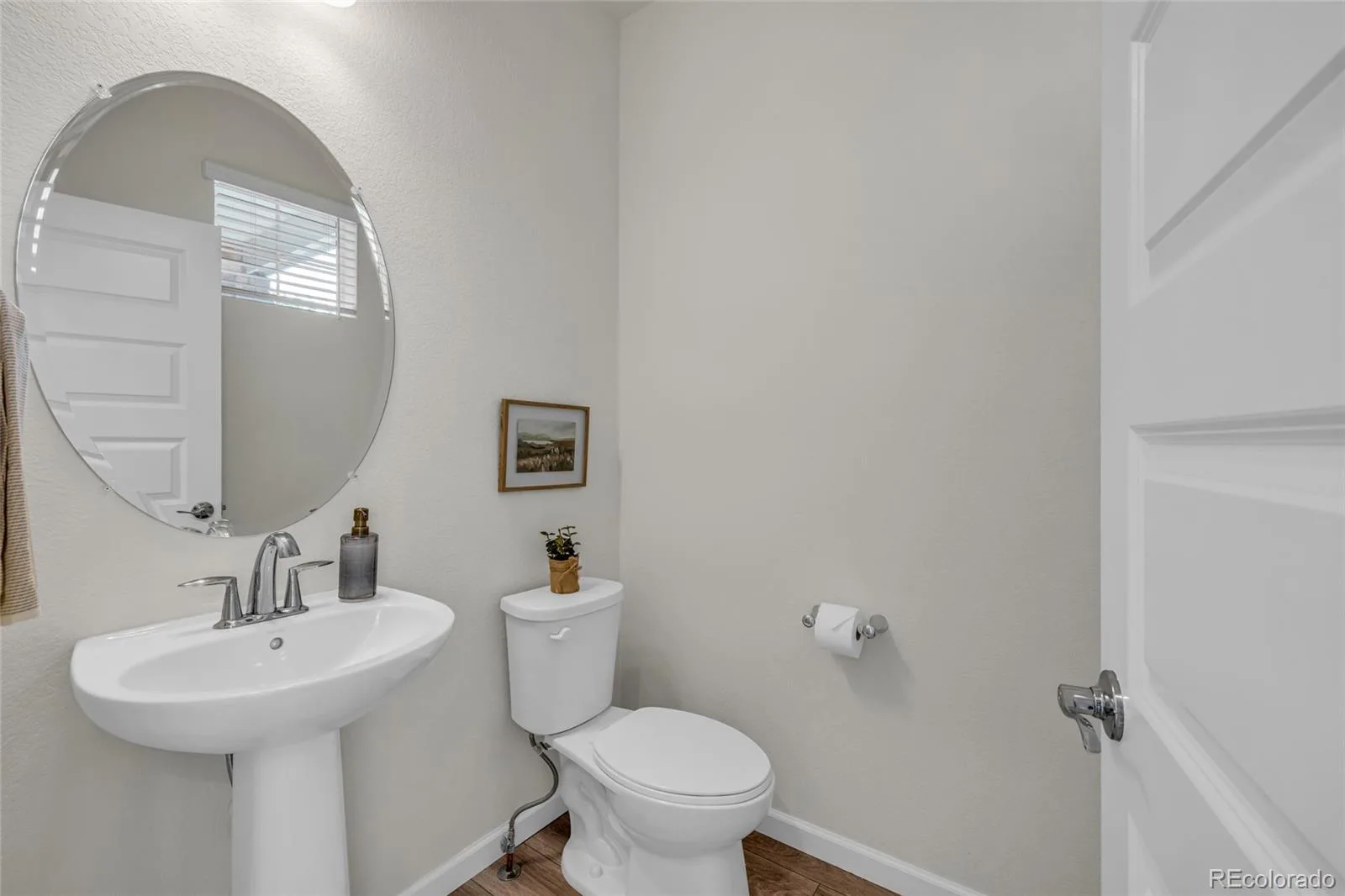 5745 S Buchanan Court #B Aurora CO 80016 | MLS #REC9415026 07162026022439 1600 16
