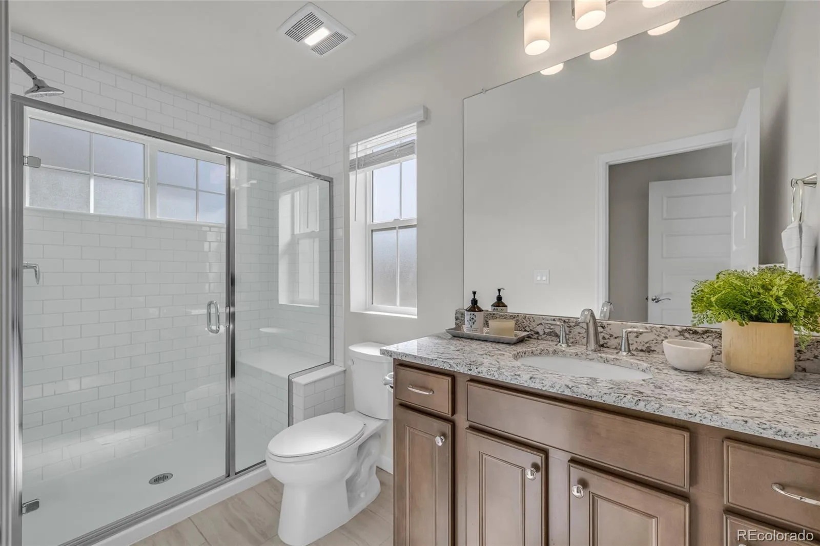 5745 S Buchanan Court #B Aurora CO 80016 | MLS #REC9415026 07162026022439 1600 19