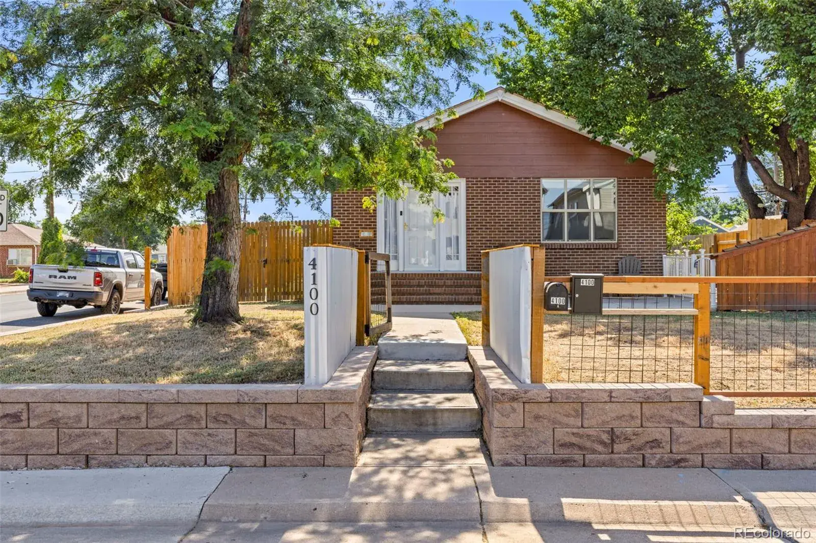 11112025194930 1600 0