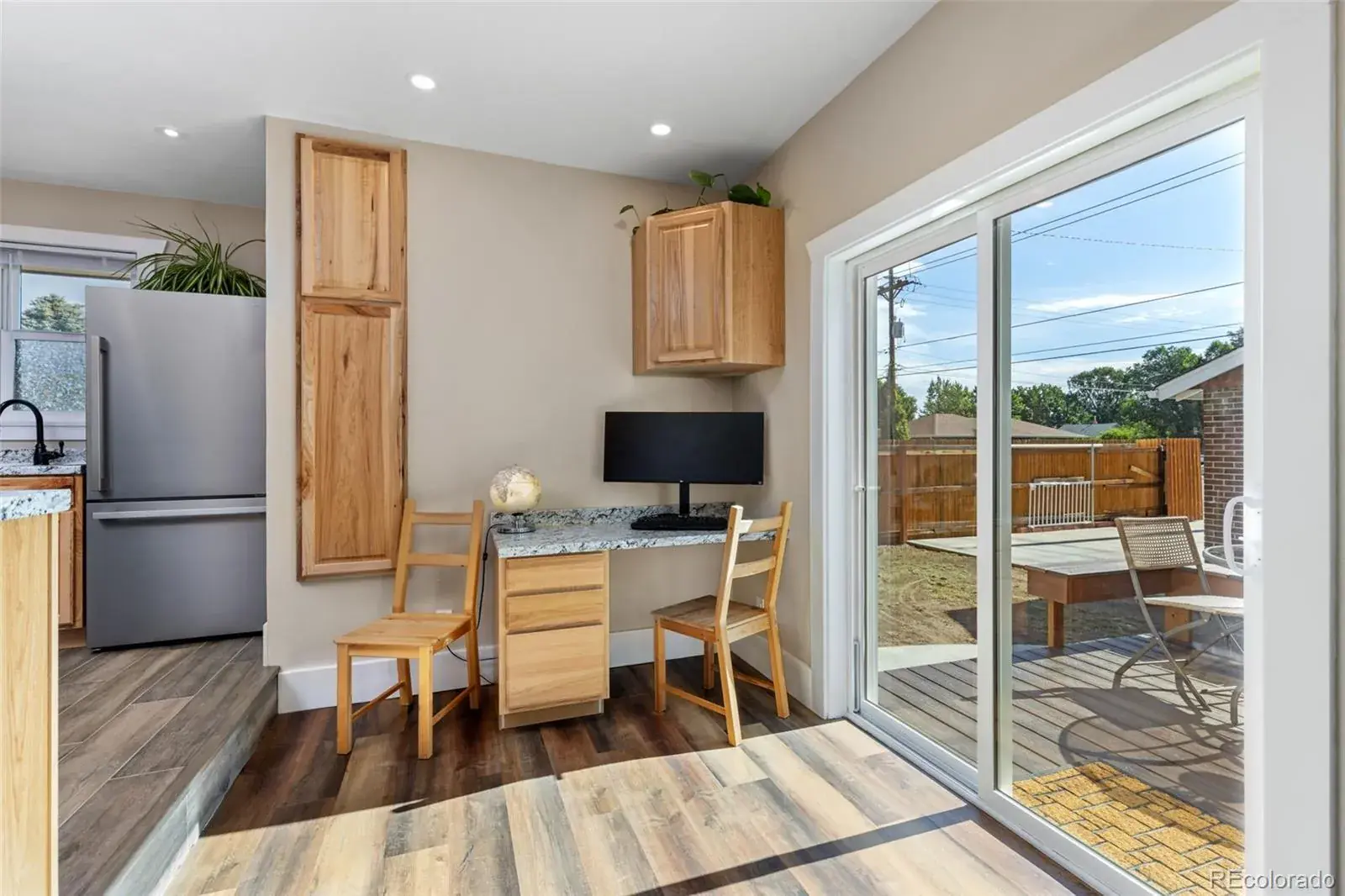 11112025194930 1600 12