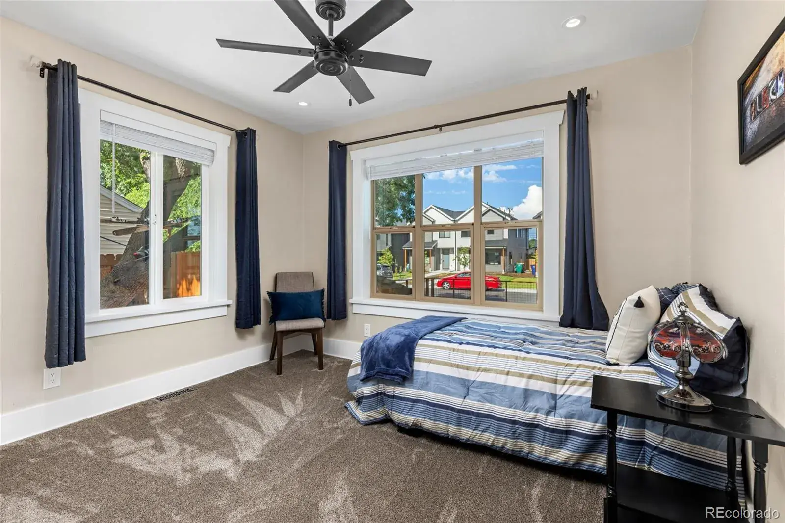 11112025194930 1600 17