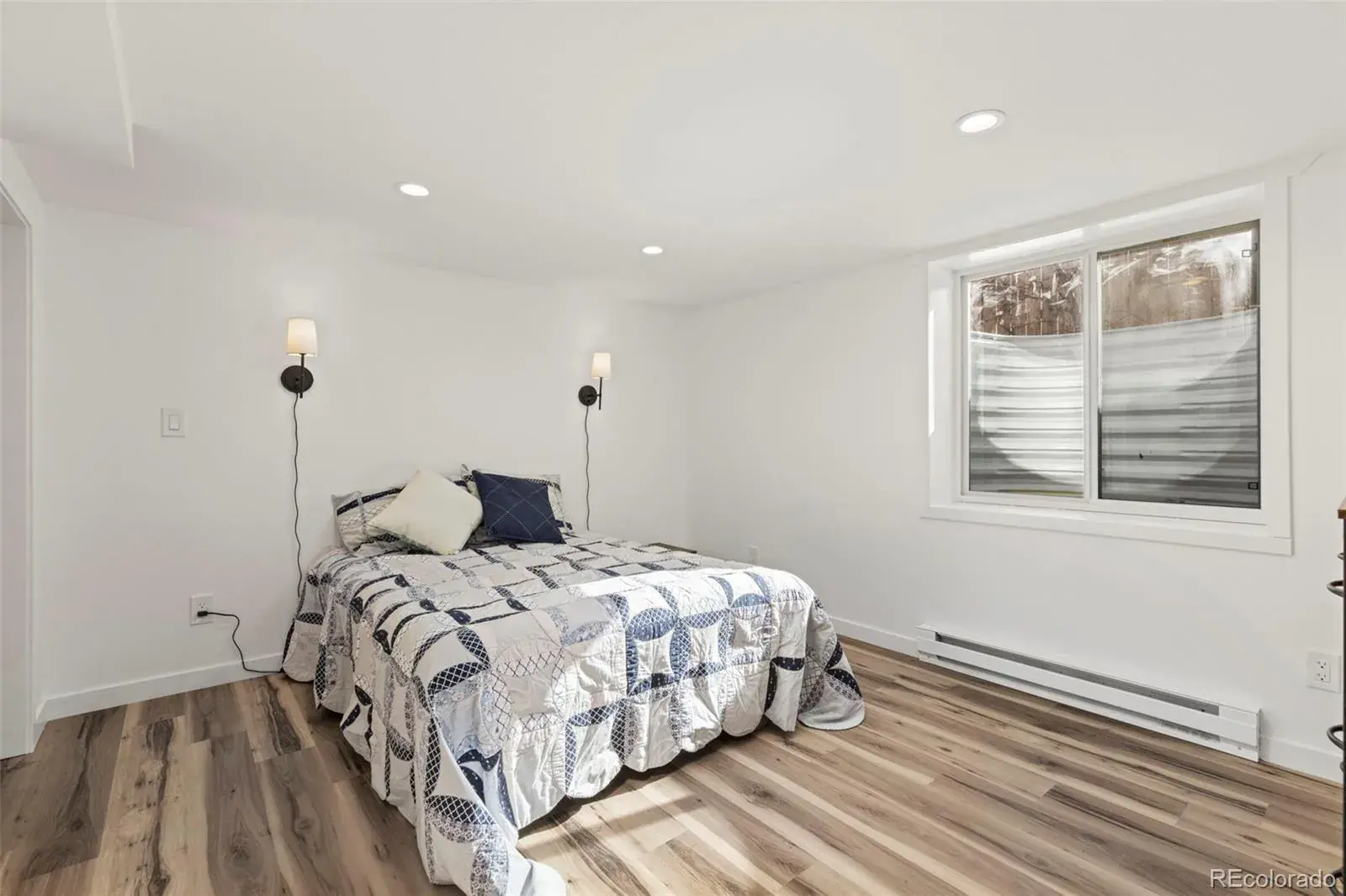 11112025194930 1600 27