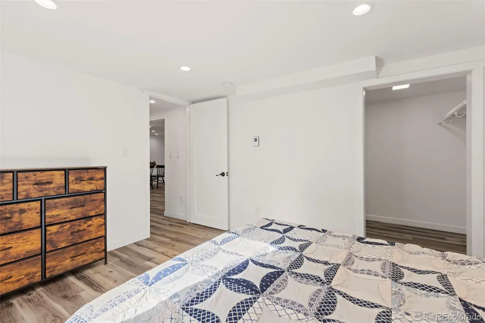 11112025194930 1600 28