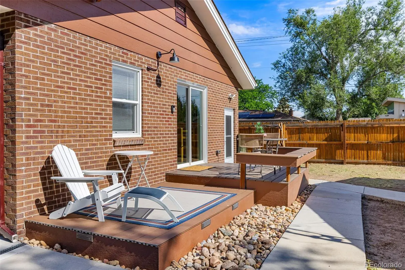 11112025194930 1600 32