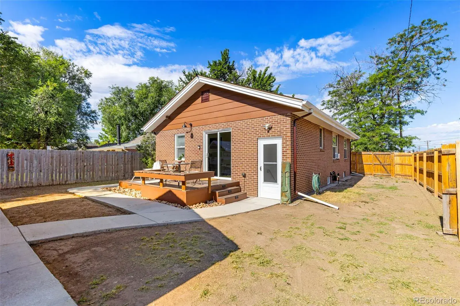 11112025194930 1600 34