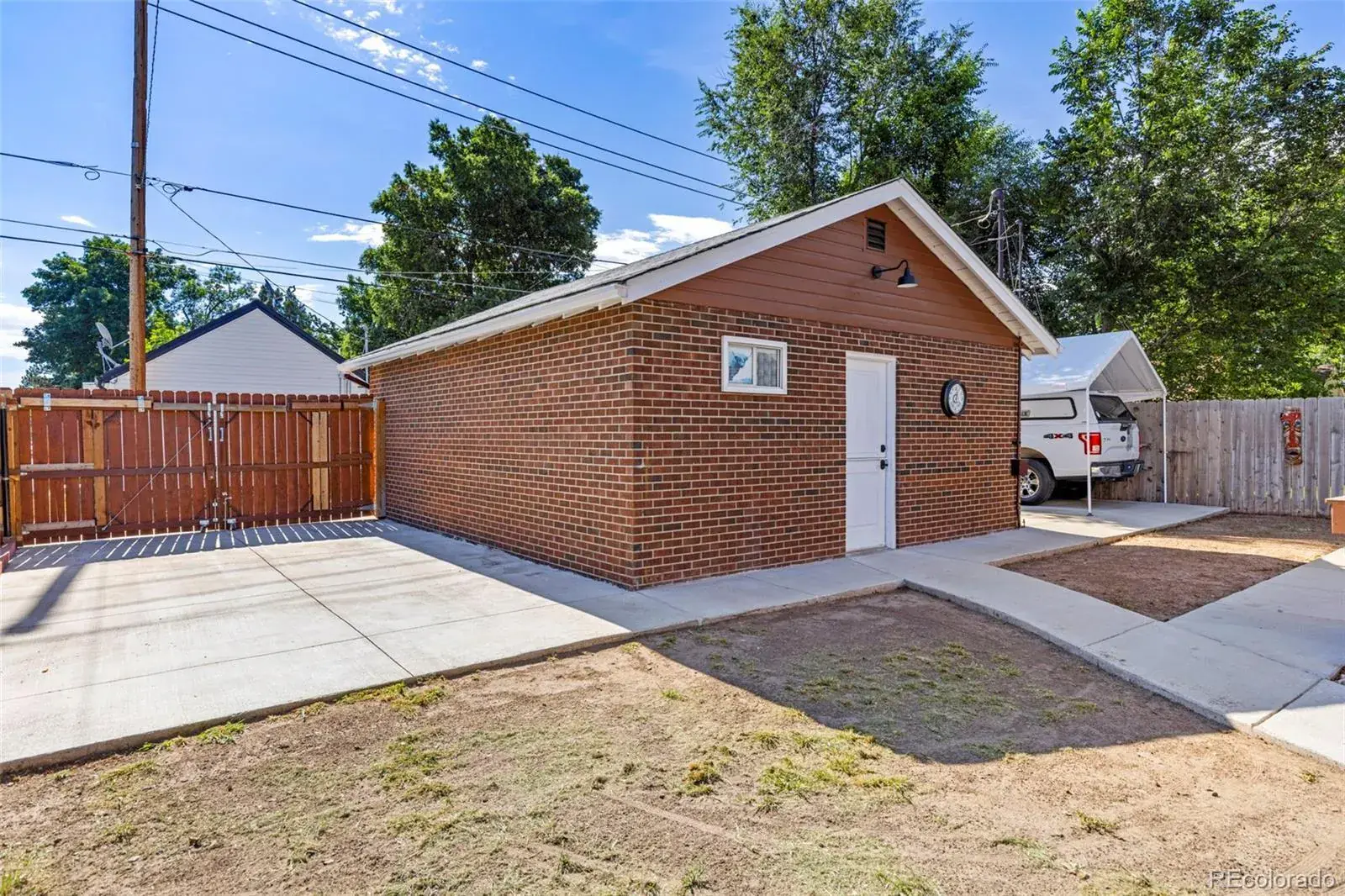 11112025194930 1600 38