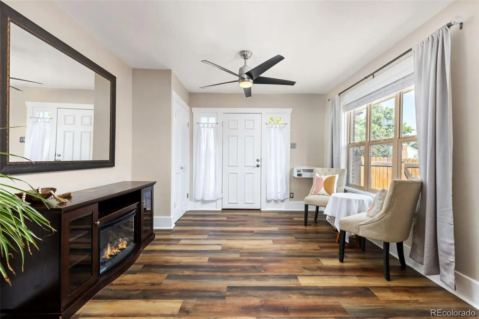 11112025194930 1600 5