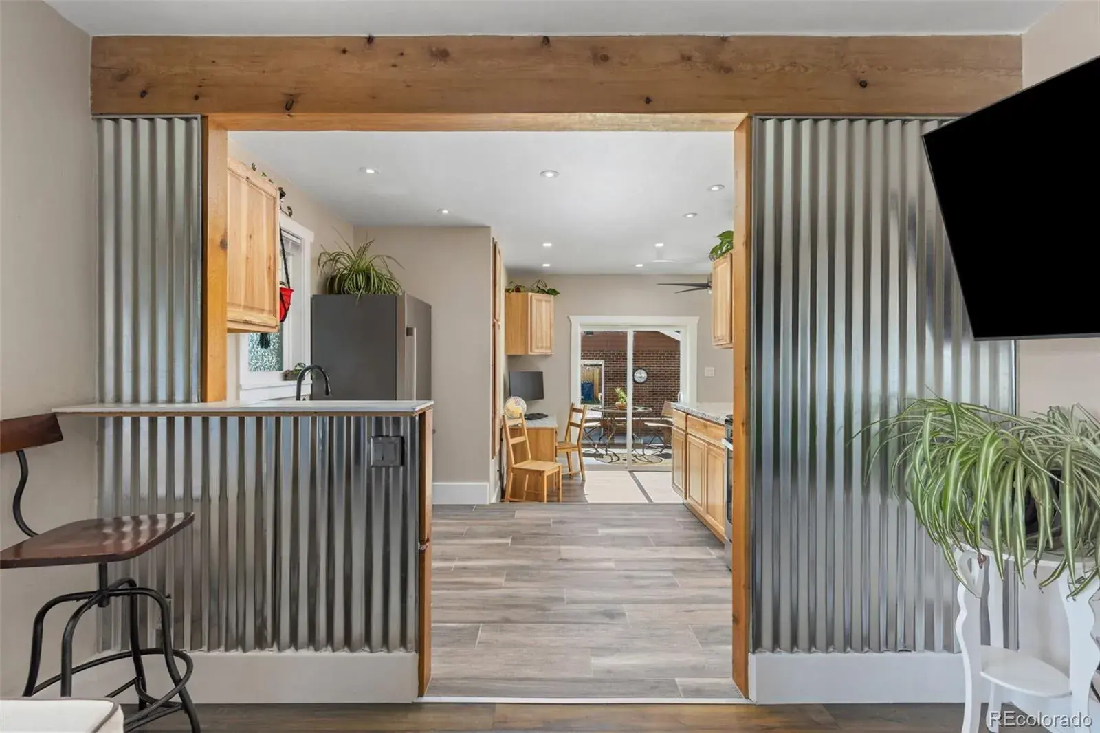 11112025194930 1600 9