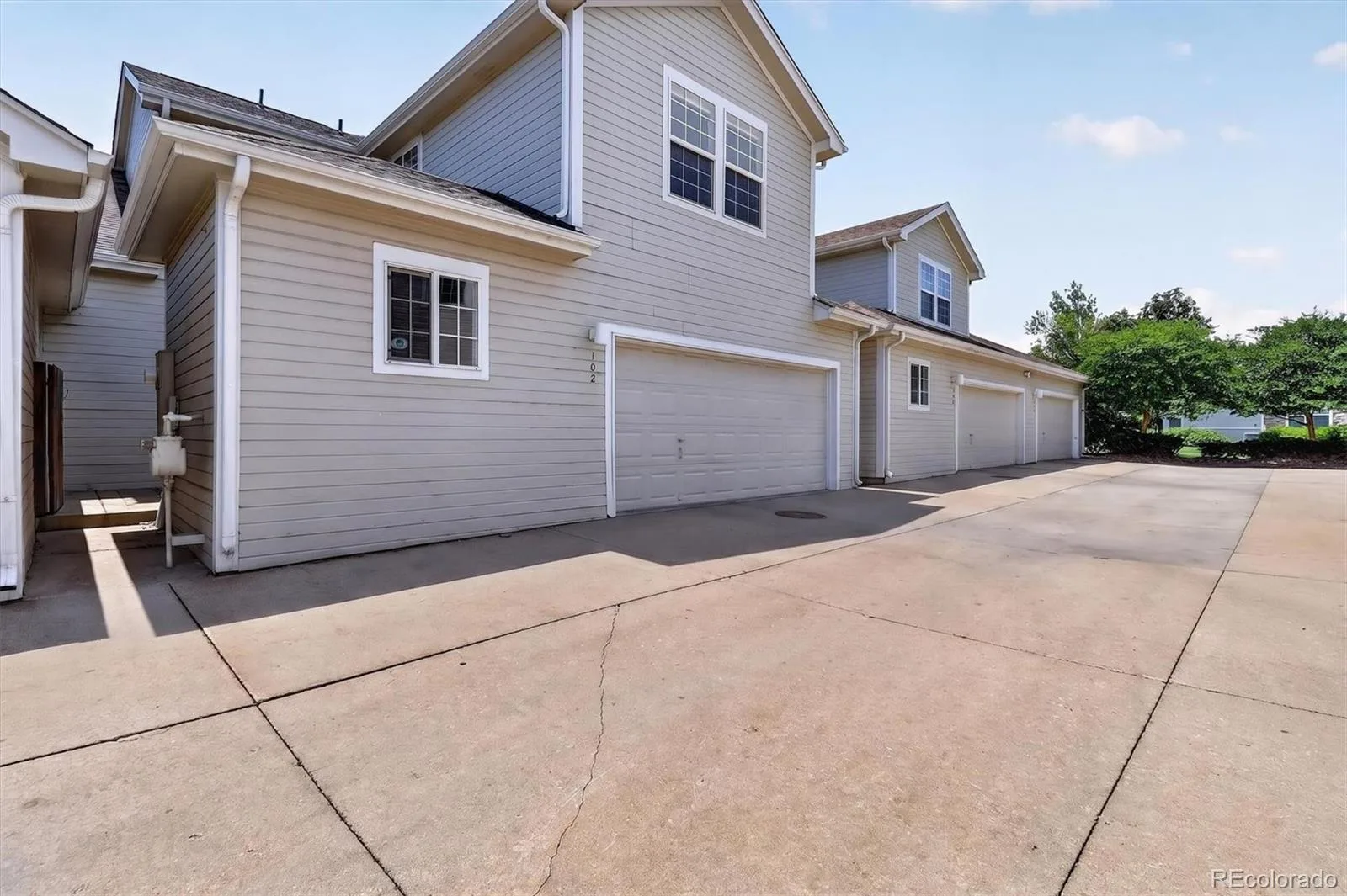 8300 E Fairmount Drive #NN102 #NN Denver CO 80247 MLS #REC9415868 06232026154559 1600 24