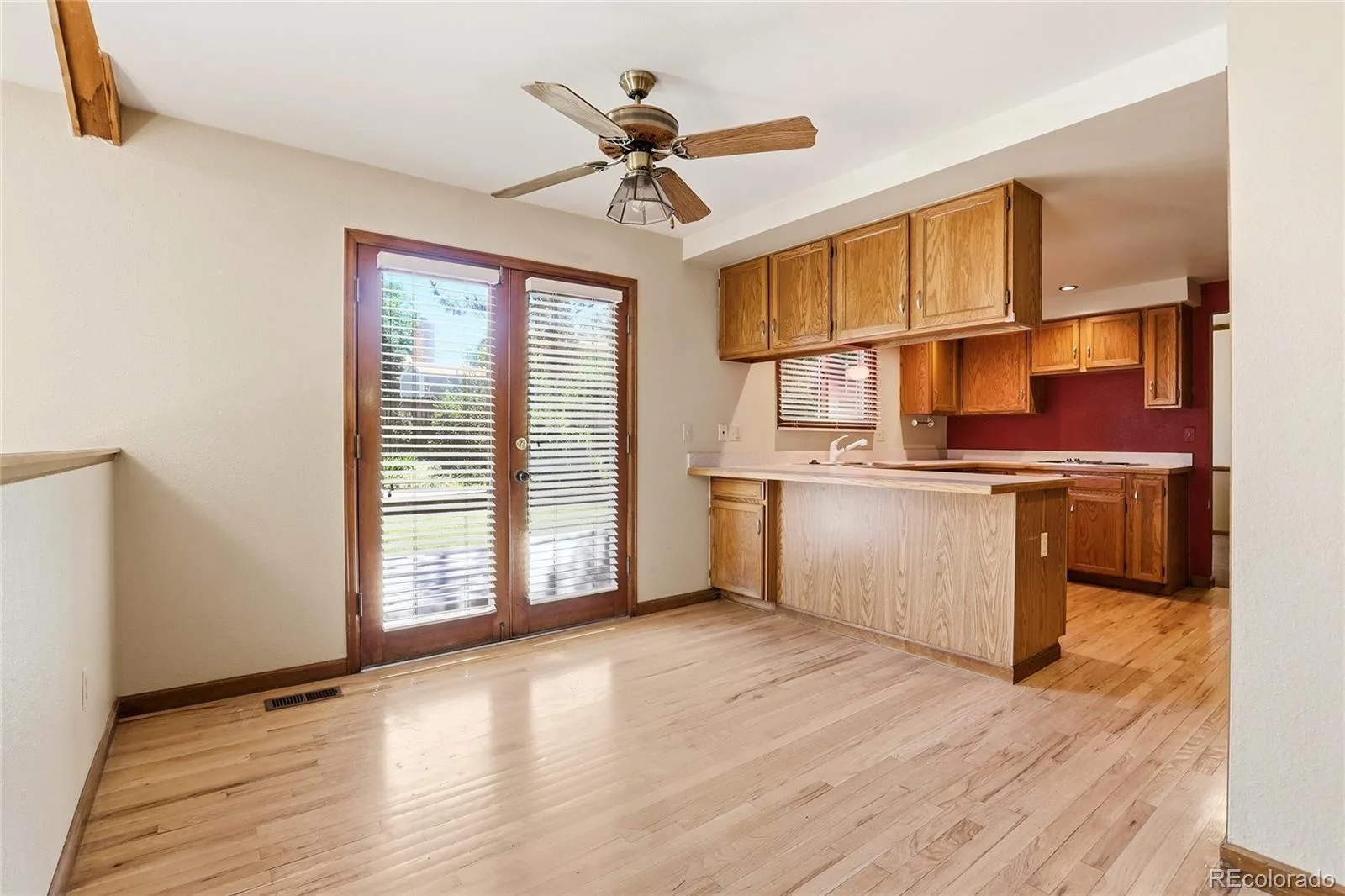7614 S Emerson Circle Littleton CO 80122 | MLS #REC9417598 07172026183010 1600 13