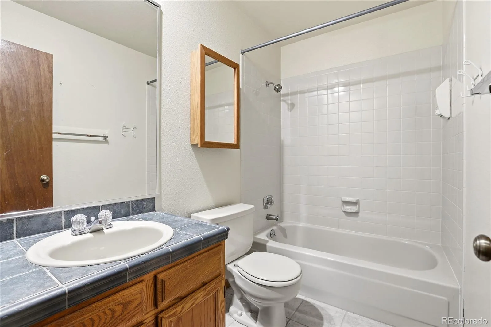 7614 S Emerson Circle Littleton CO 80122 | MLS #REC9417598 07172026183010 1600 19
