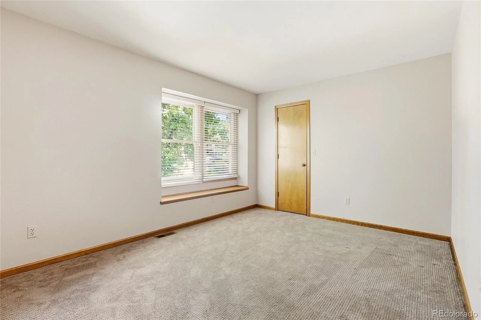 7614 S Emerson Circle Littleton CO 80122 | MLS #REC9417598 07172026183010 1600 20