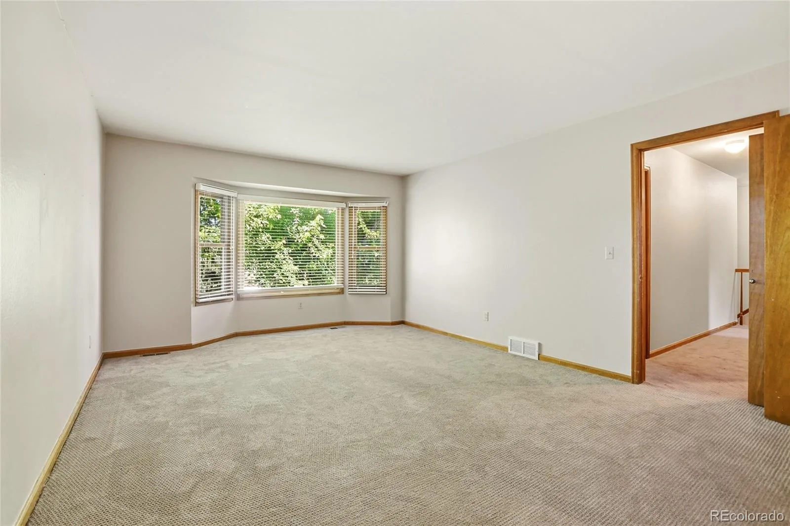 7614 S Emerson Circle Littleton CO 80122 | MLS #REC9417598 07172026183010 1600 23