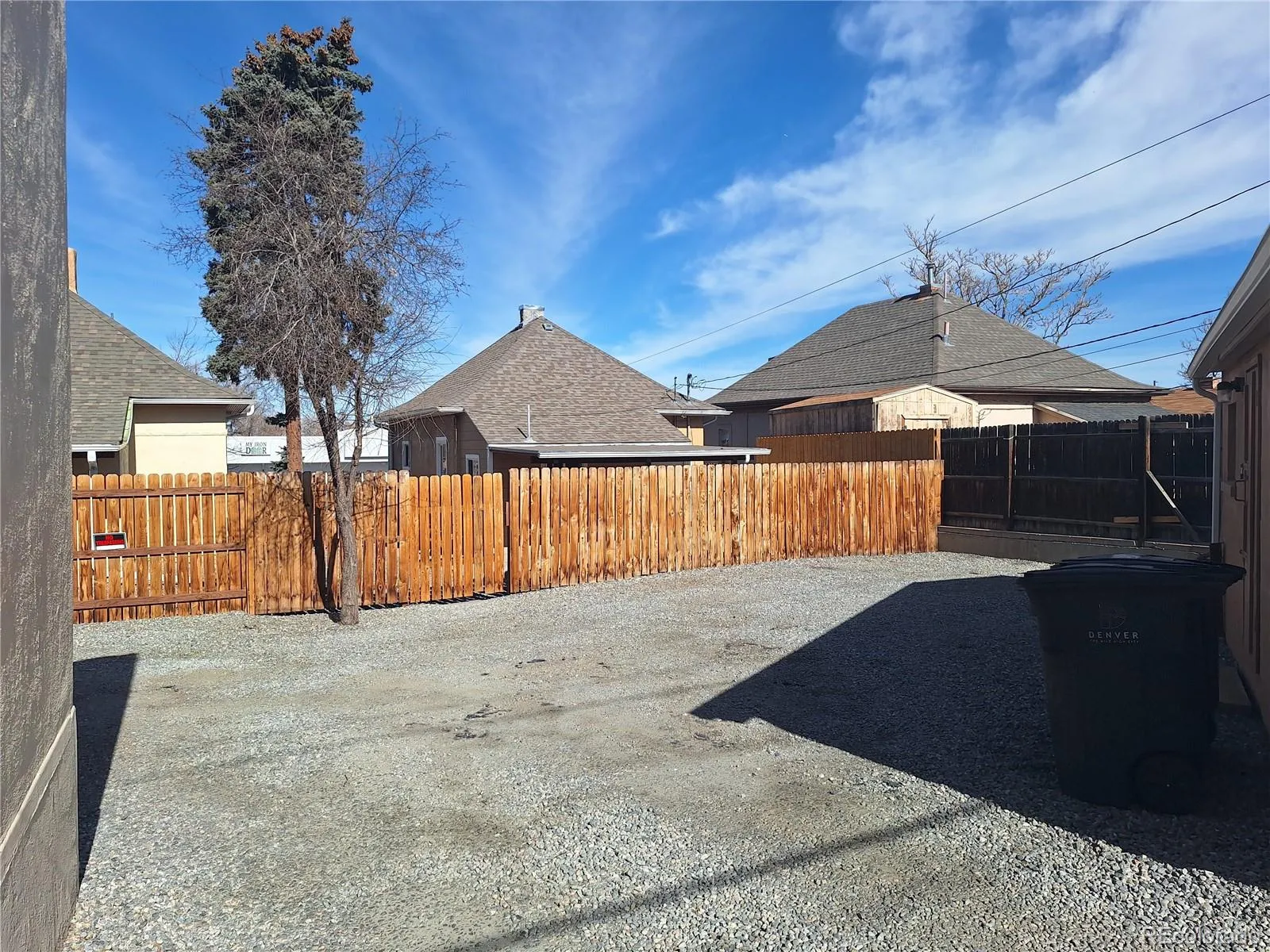 1598 W Alameda Avenue Denver CO 80223 | MLS #REC9417878 04112026162031 1600 19