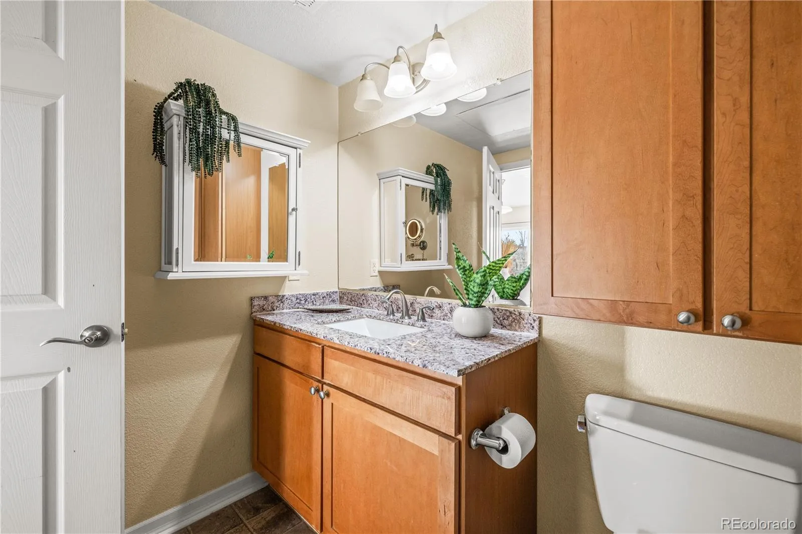 04092026163258 1600 24