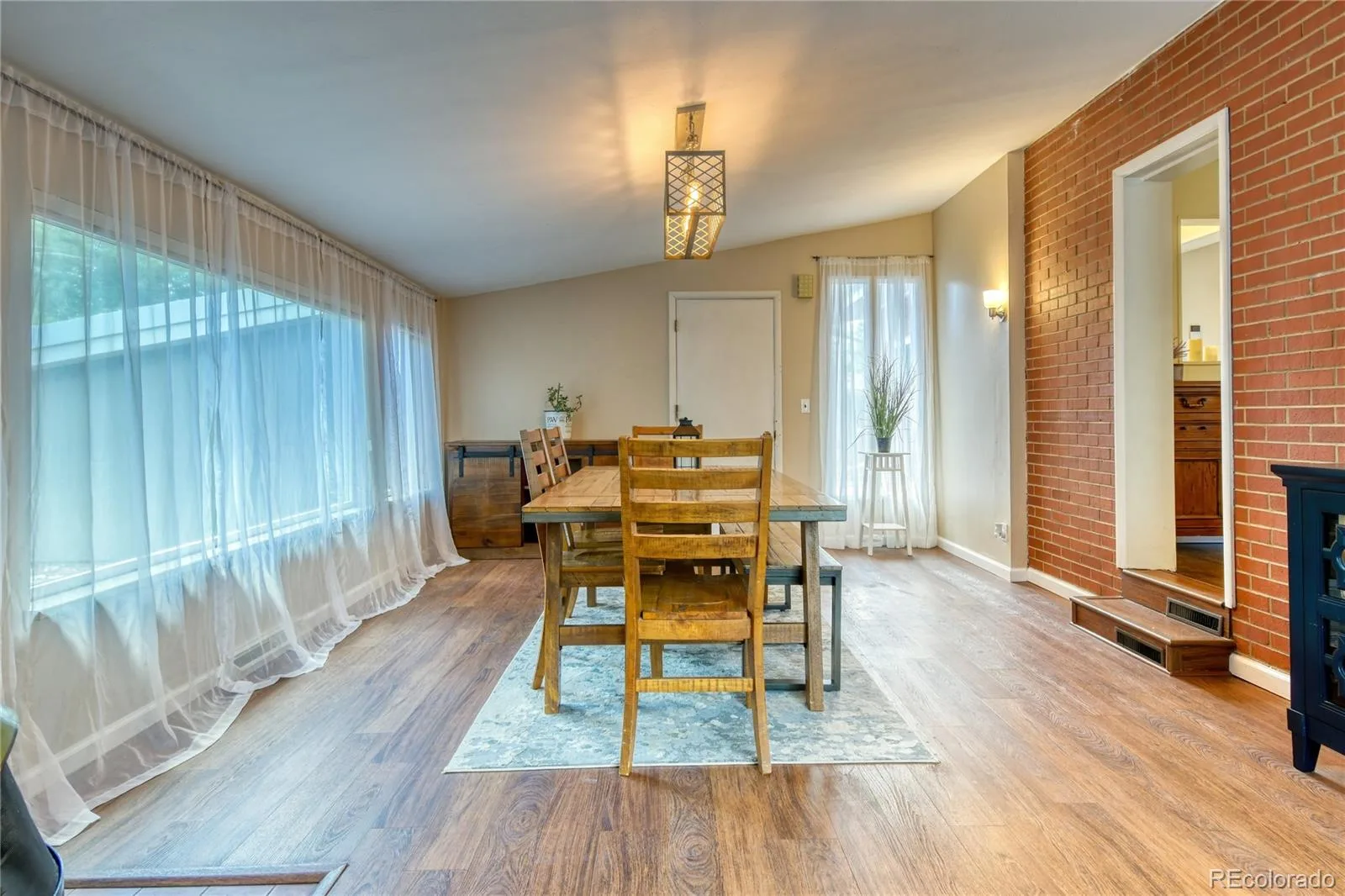 6016 S Bannock Street Littleton CO 80120 MLS #REC9420922 07142026114425 1600 10